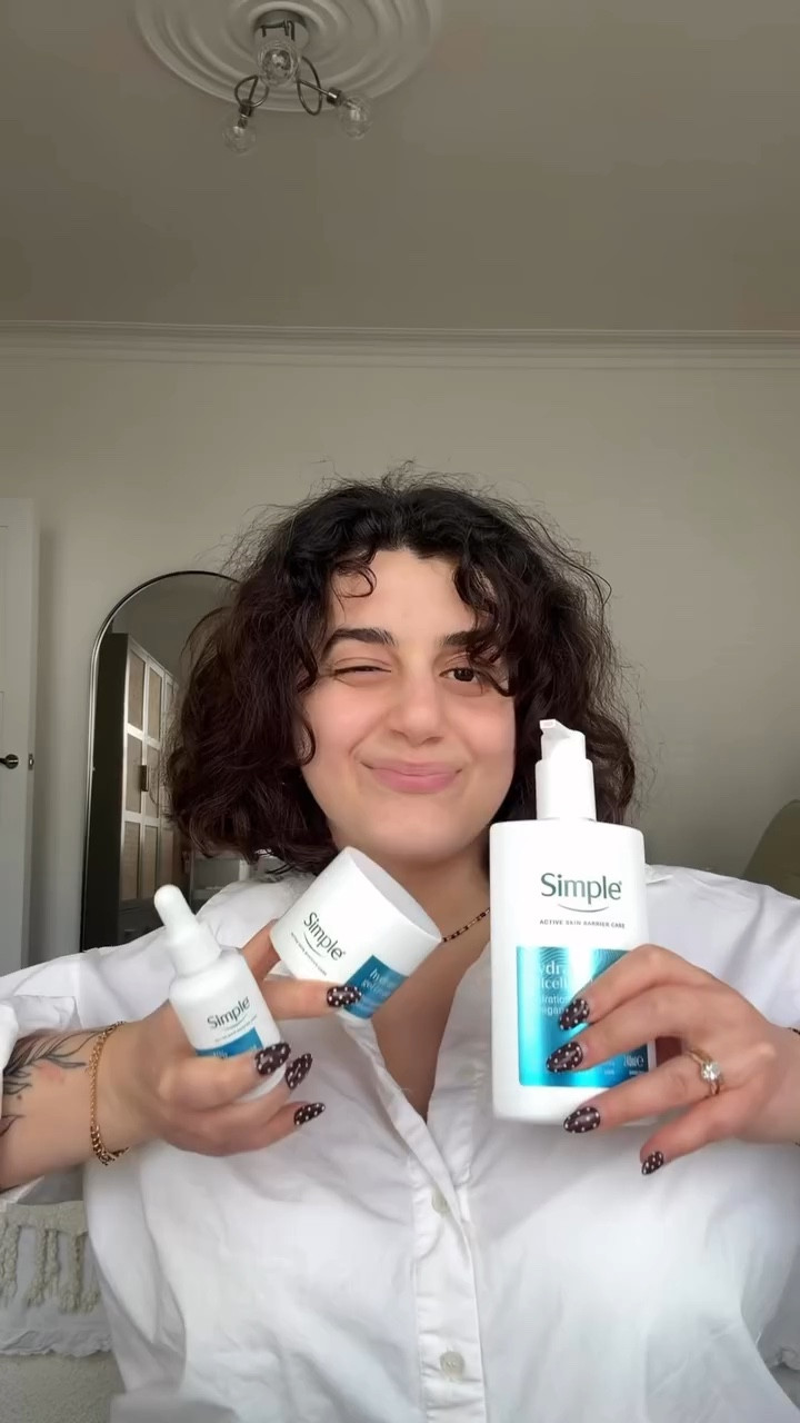 pov you just found your new go to pre-makeup base 🩵 @simpleskin #AD #simpleskin #skincareresults #skincareroutine #skincare

#LTKspring #LTKbeauty #LTKeurope