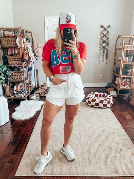 Cut this mens USA tee USA tee and now love it! Also very cute with these timko shorts from free people! 
USA tee XL
Shorts S
Sneaks TTS 


#LTKStyleTip #LTKFindsUnder100 #LTKOver40