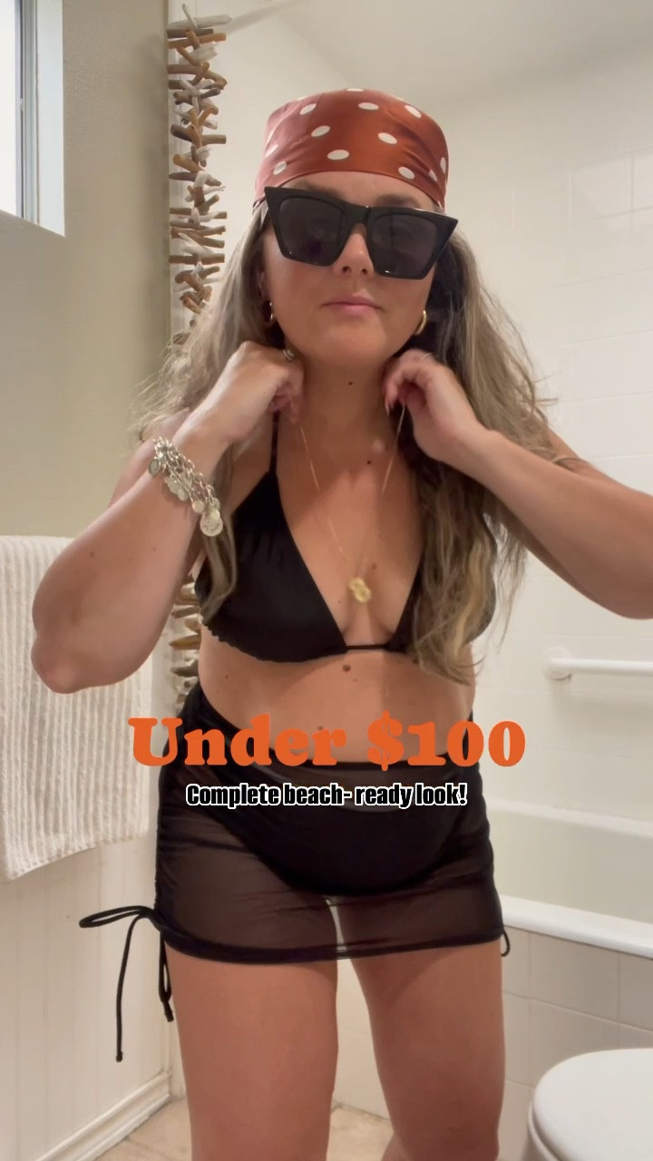 
The whole look is under $90 and everything is linked below from target and Walmart. I did an extra large in the bottoms. I’m usually a size 31 in Levi’s and a large in the top. I’m a 36C.