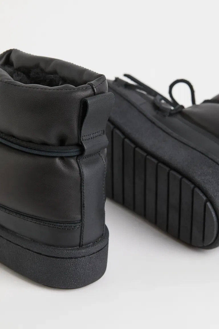 Laced Padded Boots - Black - Ladies | H&M US | H&M (US + CA)