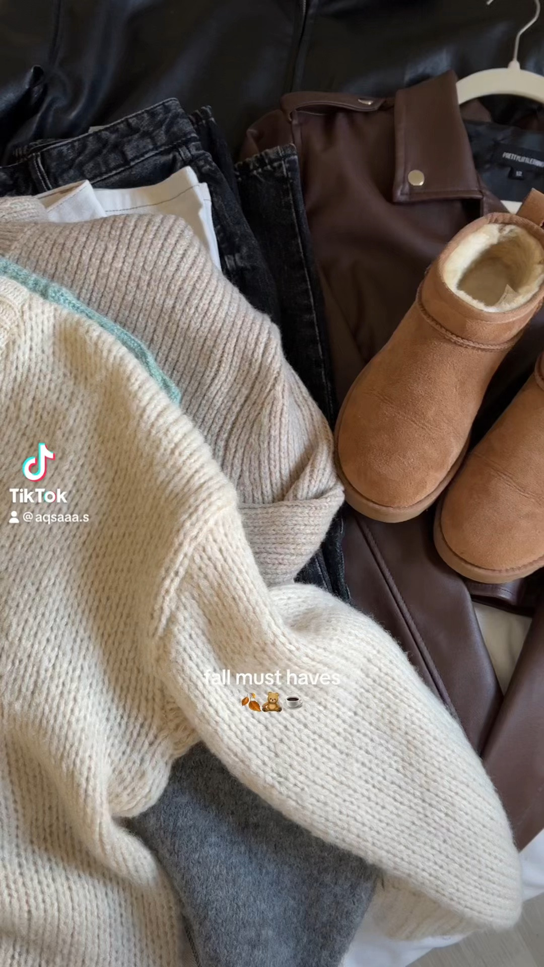 #fall #fallmusthaves #fallsweaters #cozysweaters, #falloutfits, #autumnoutfits #uggs #miniuggs

#LTKGiftGuide #LTKfindsunder50 #LTKHolidaySale