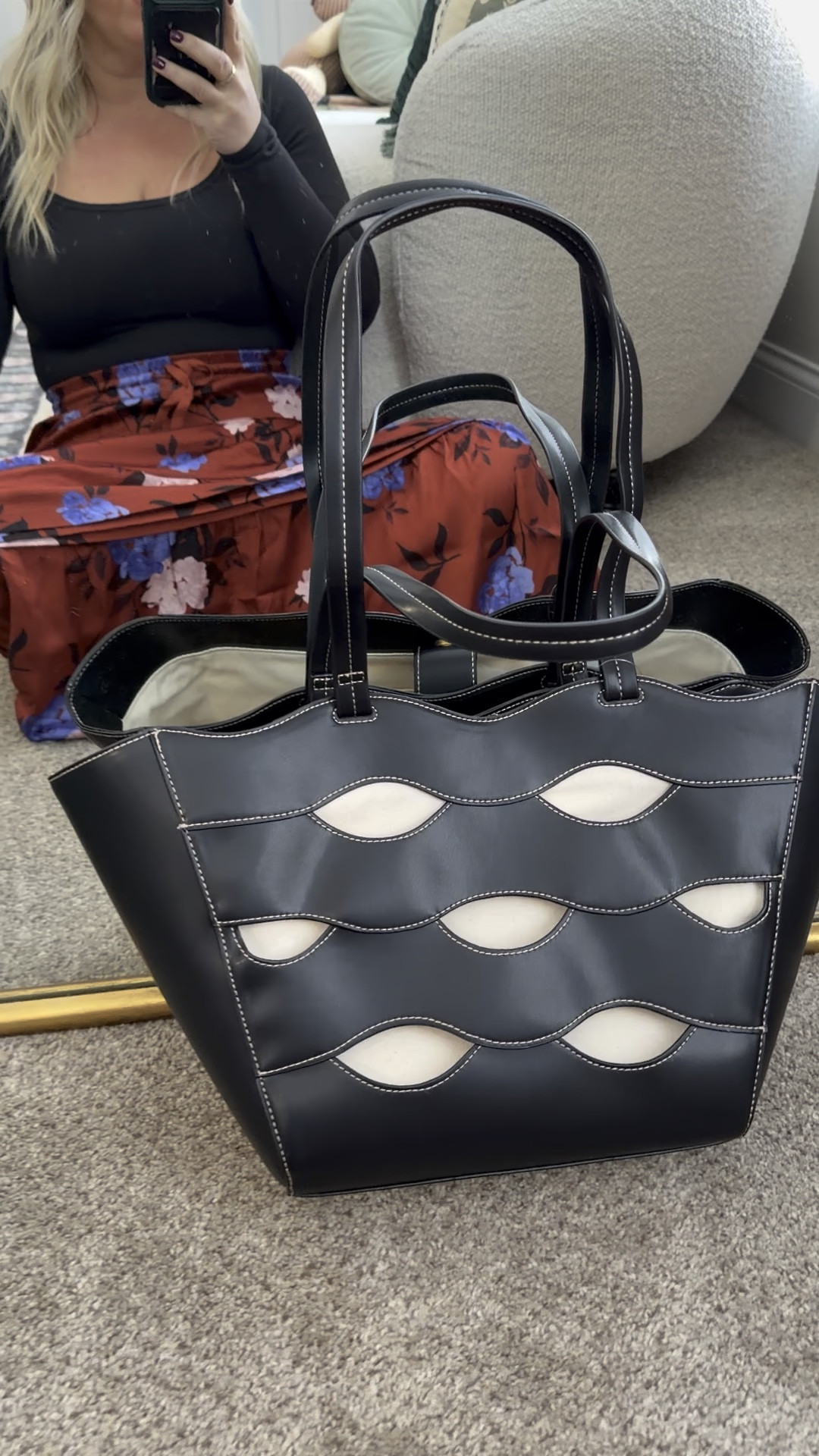 OBSESSING over this Walmart tote bag!! Do not buy the brown version, it looks very cheap in person but the black one is perfect! 