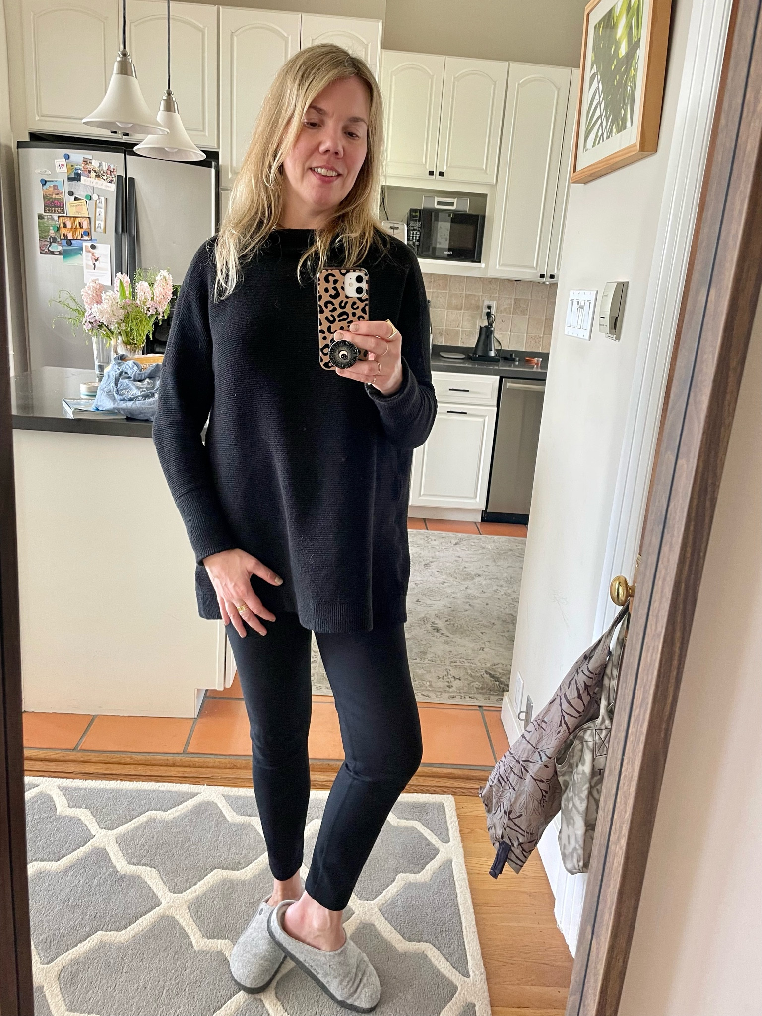 Weekend cozies #freepeople #spanx #birkenstock

#LTKstyletip