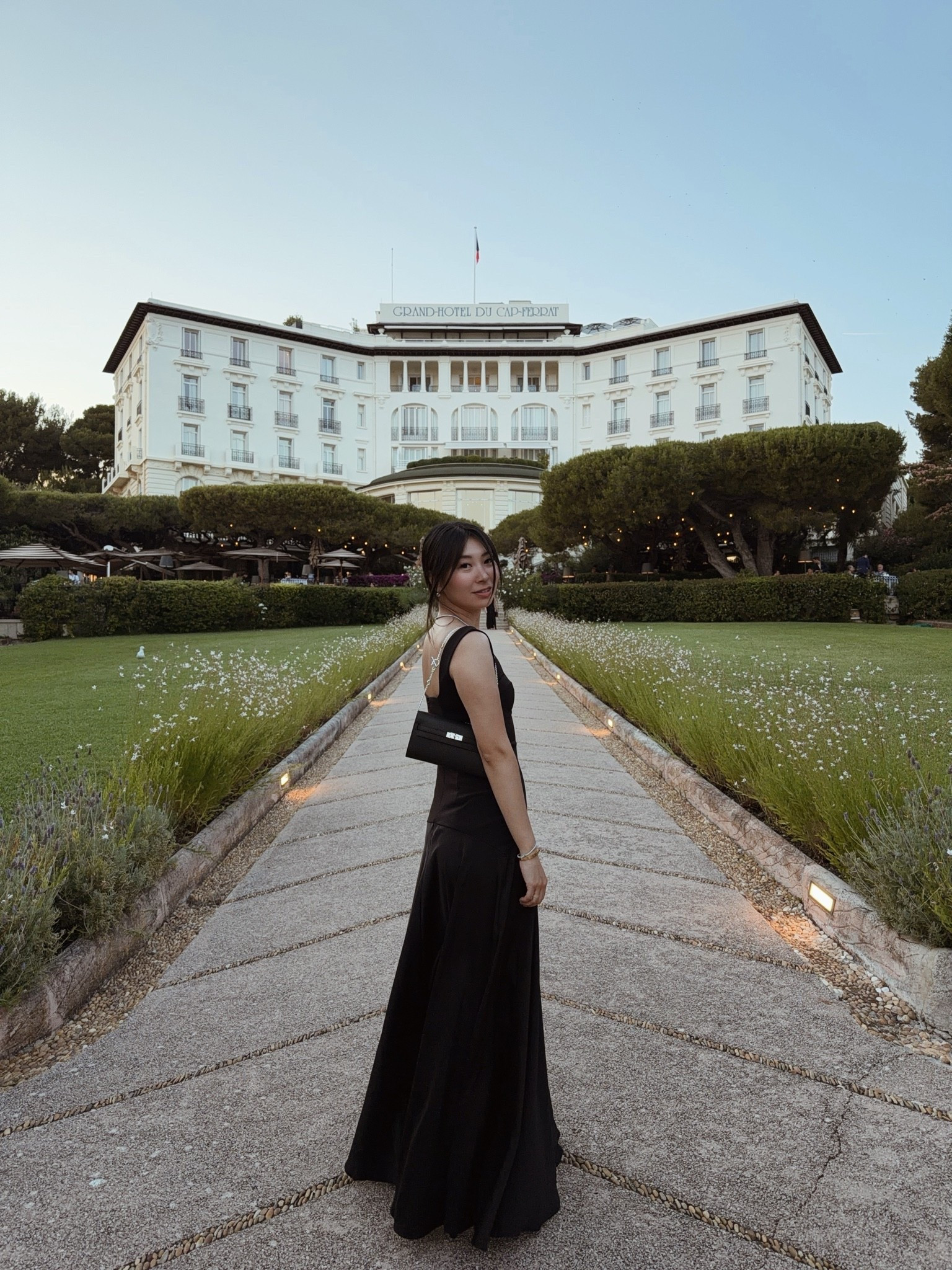 I think I found the perfect wedding guest dress 🖤

#LTKWedding #LTKootd
