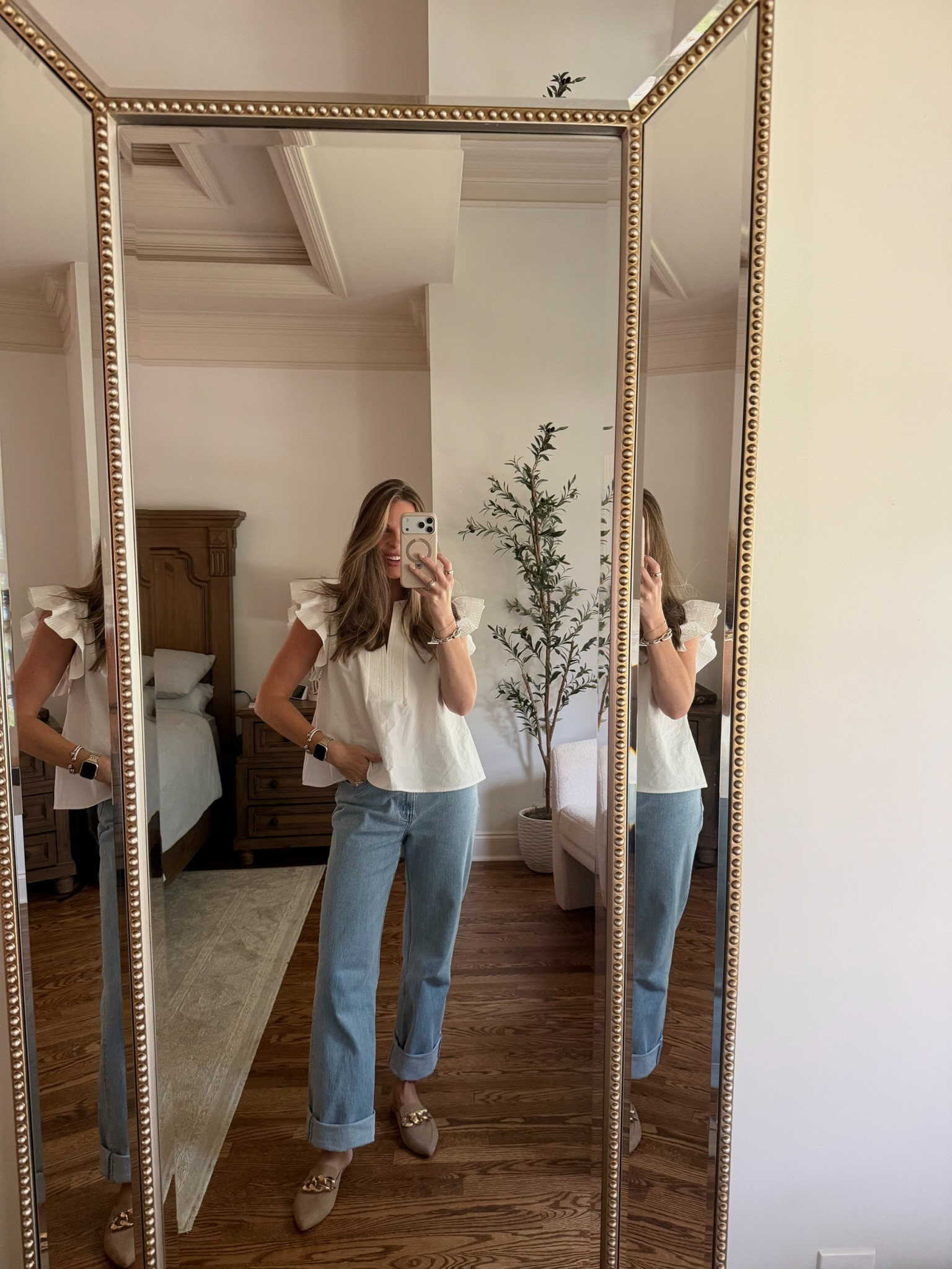 Today's ootd👖

wearing a 26 in these jeans!

everyday fashion | casual chic | abercrombie jeans 

 #LTKgrwm #LTKootd #LTKSaleAlert