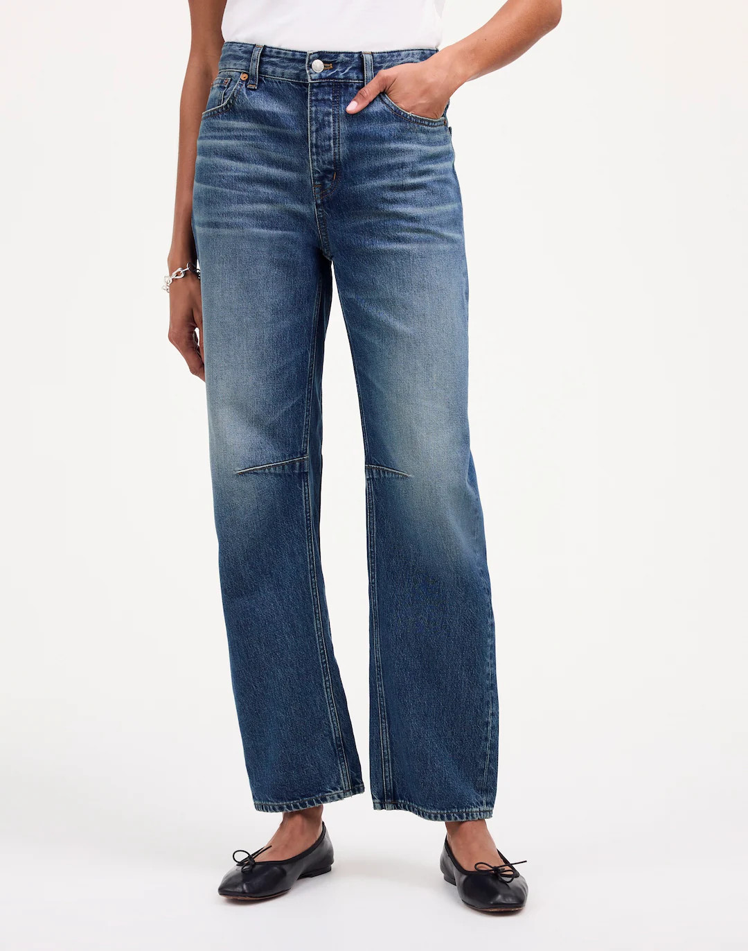The Darted Barrel-Leg Jean in Dobbins Wash | Madewell