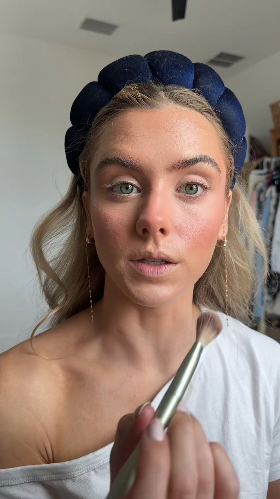 Versed Smooth Finish Brightening Setting Powder - 1 - Fair to Light -  Vegan, Aloe, Hyaluronic Acid, Talcum-Free @Target 

#LTKBeauty #LTKselfcare #LTKgrwm