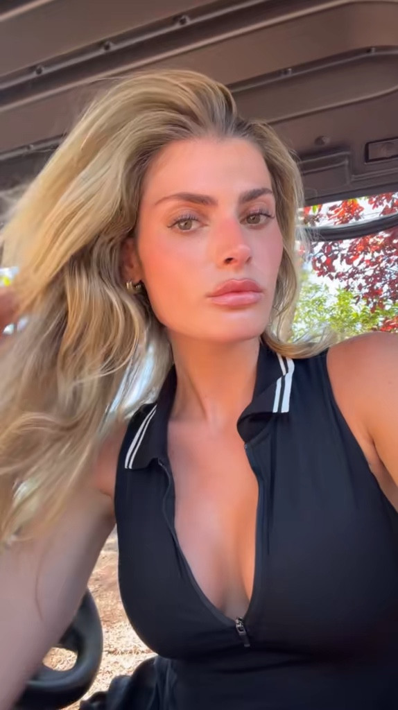 Golf outfit 