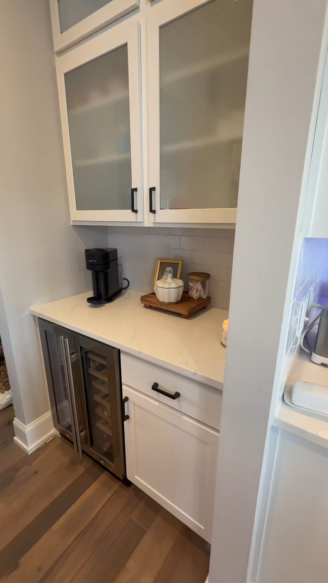 cozy fall coffee bar 🍂

#coffeebar #fall #fallcoffee #hotcocoabar #fallvibes #sweaterweather #cozyseason #cocoabar #pumpkinspice #cozyhome

#LTKHome #LTKFamily #LTKSeasonal