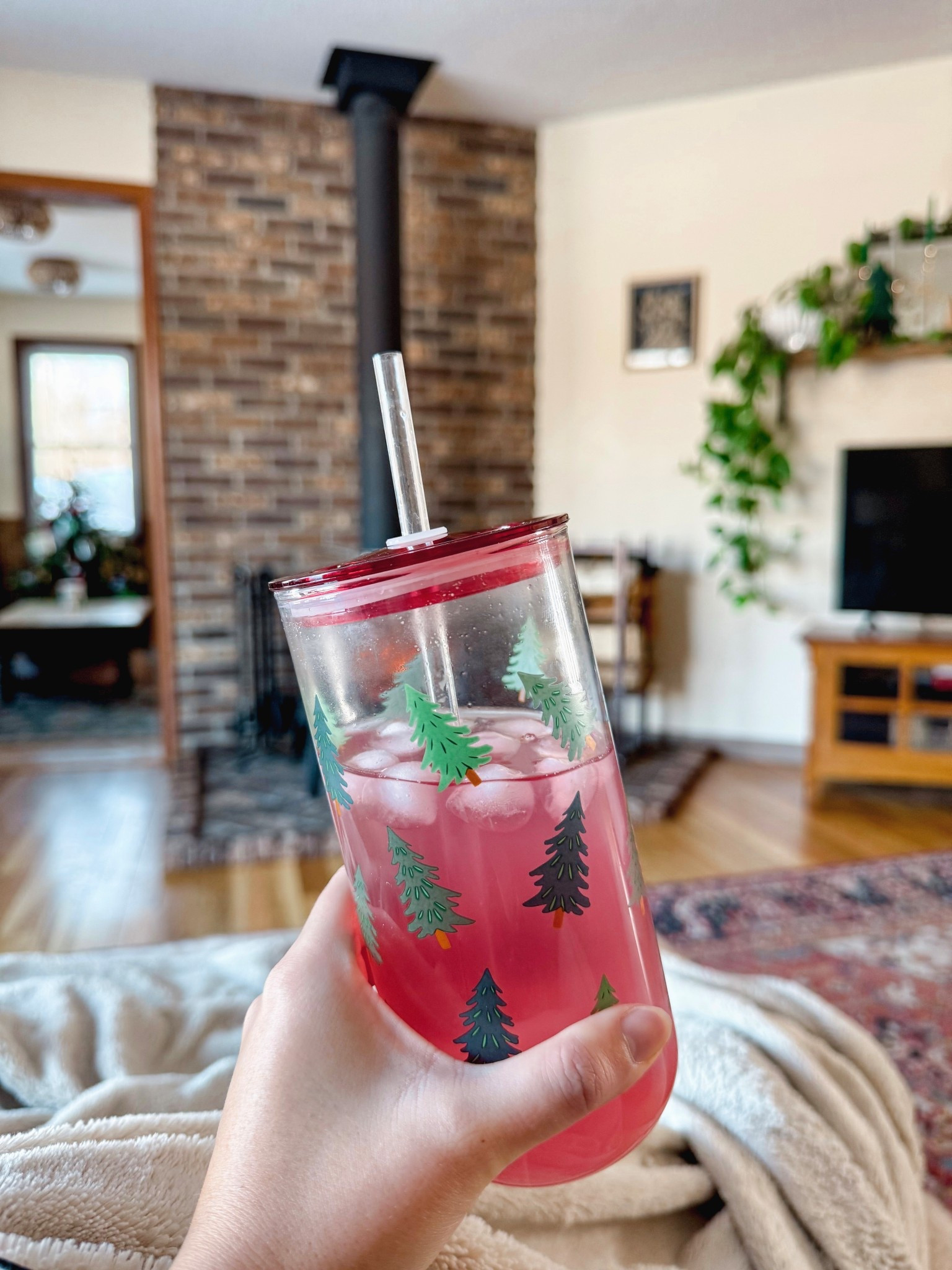 Hydrating after a ski in the woods 🌲 

Drinking my favorite (uncaffeinated) Cure electrolytes 🌲 berry pomegranate!

20% off code: MARISSAWEARS20

I also linked my other favorite  caffeinated electrolytes and the sample pack if you’d like to try their flavors!
#LTKselfcare #LTKmorningroutine




#LTKSeasonal #LTKFindsUnder100 #LTKActive