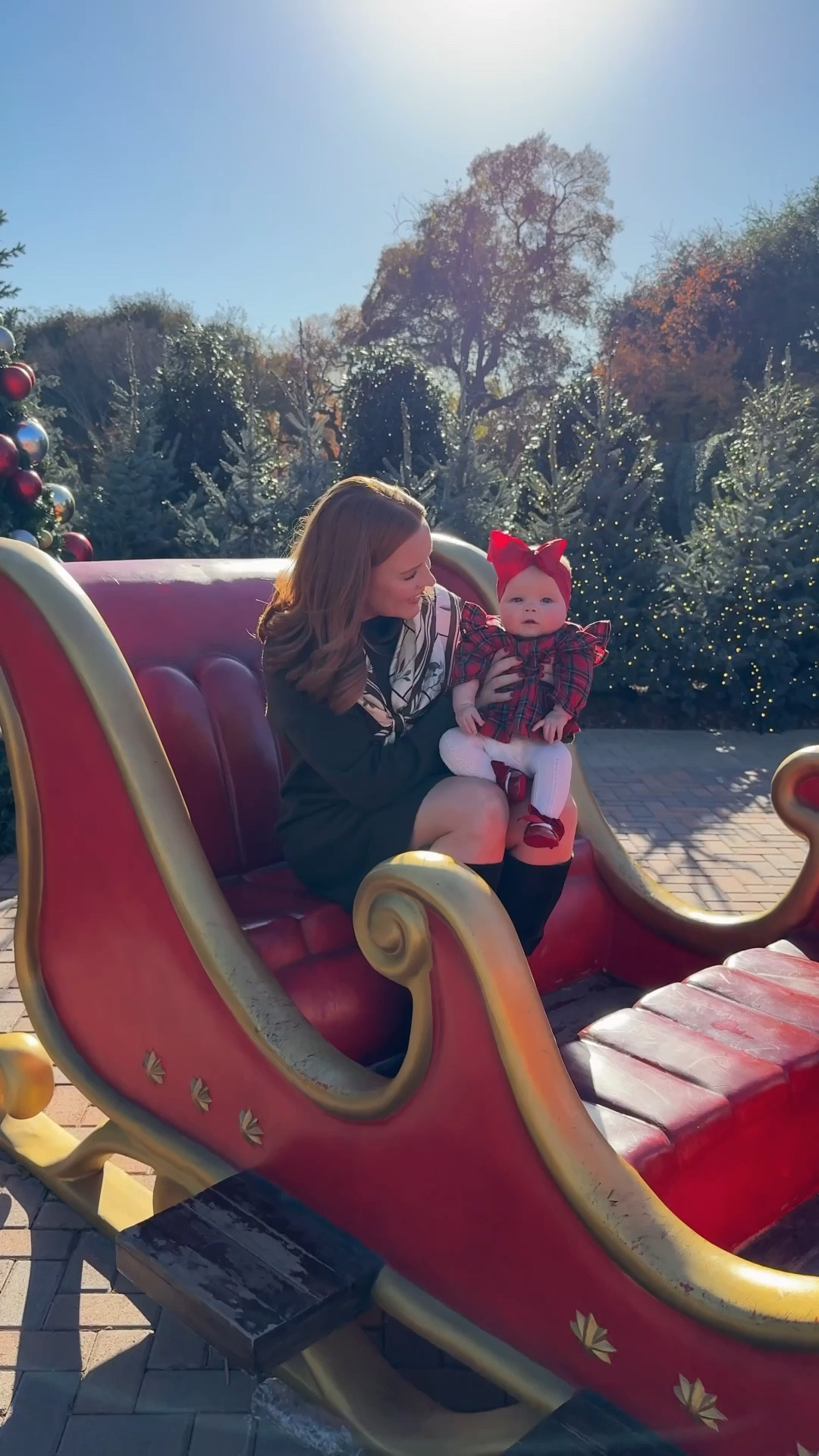 Day in the life, but make it festive ✨🎄
Got out of the house with my mom + baby to see the Christmas Village at the Dallas Arboretum—and yes, I’m wearing Shapermint under this outfit to feel confident, supported, and comfy all day long.

If you’re postpartum, a busy mom, or just want smooth lines without feeling restricted, this shapewear is a game changer. It holds everything in without rolling or digging in (aka mom-approved).

Linked my exact Shapermint favorites in my LTK—because confidence starts with what’s underneath 🤍

👉 Shop the shapewear I wear on repeat
👉 True to size + everyday comfortable
👉 Perfect for dresses, workwear, and mom life

#LTKunder50 #LTKholiday #LTKstyle #ShapewearFinds #PostpartumStyle #MomStyle #ConfidenceBoost

#LTKHoliday #LTKmomlife #LTKdayinmylife