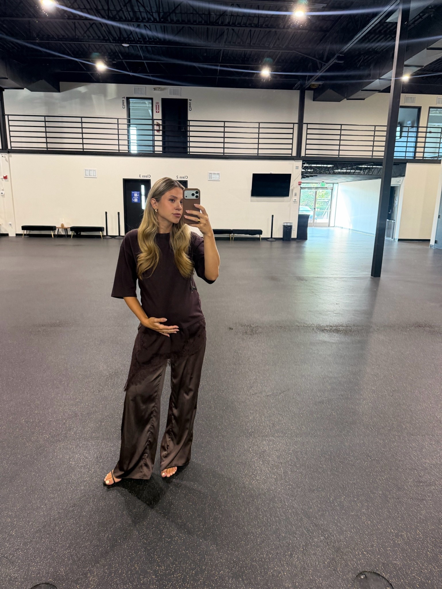 Sunday fit - top is from Zara and is out of stock but I linked a few similar ones I found. Pants are super great quality from SHEIN! I got size XS and they run pretty long FYI so if you’re a tall girly these will work great for you! Shoes are Commense!