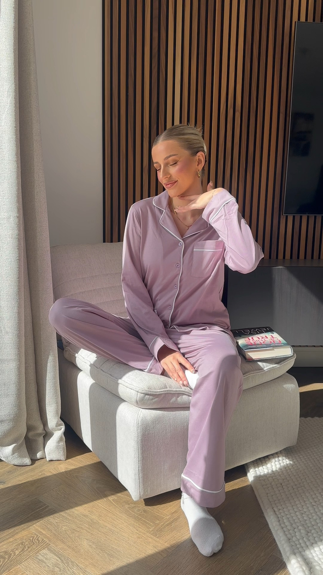 Cotton pjs, pyjamas, loungewear, linen, sports bra, grey cotton baggy pants, grey pants, nightwear, sleepwear 

#LTKSeasonal #LTKhome #LTKeurope