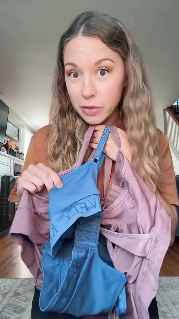 My favorite @kindredbravely bras!
Click the link in my bio to shop and use code
WORLD30 for 30%off the breastfeeing essentials collection and if want something not in the collection, code
MRSTIFFANYSULLIVAN saves 15%
 #kindredcreator #kindredbravely #kindredbravelypartner
#worldbreastfeedingweek #momsofig #pregnancy #maternity #postpartum #breastfeeding #pumping #nursing
