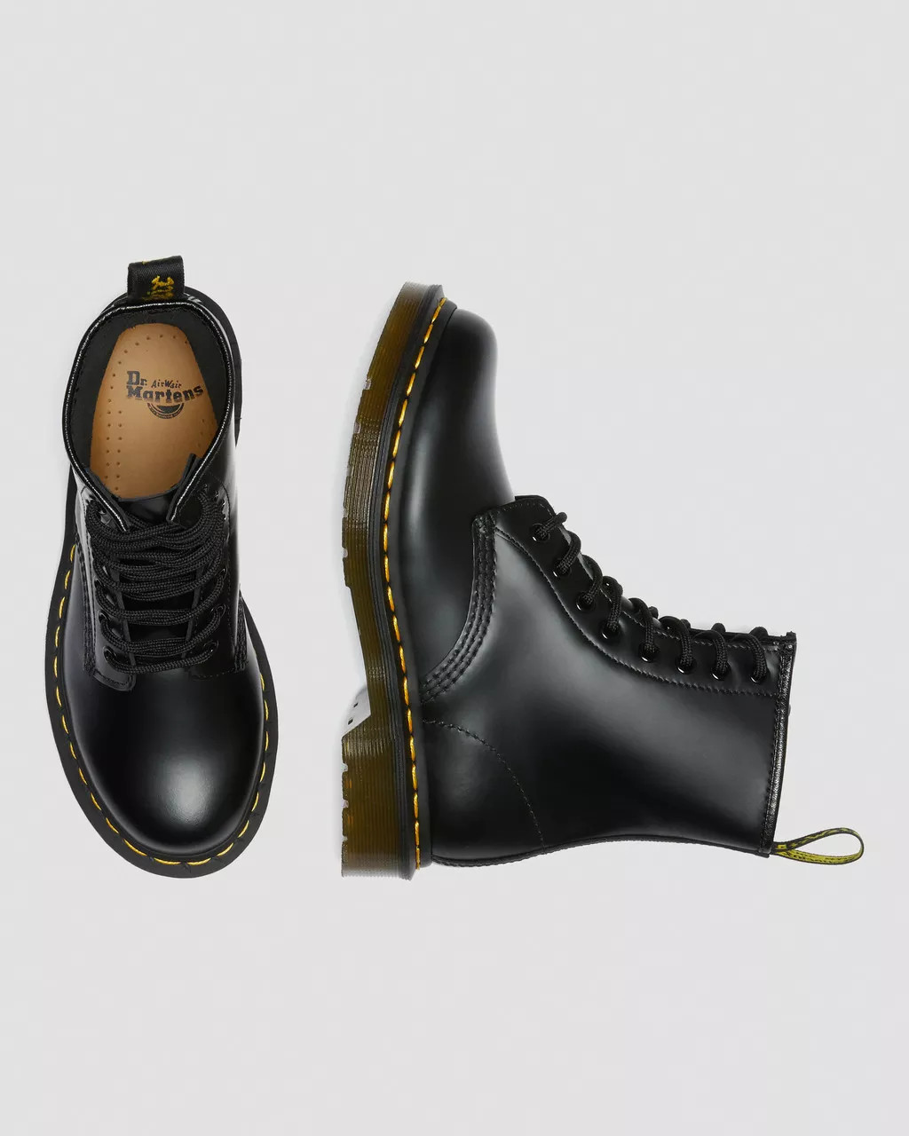 1460 Women's Smooth Leather Lace Up Boots | Dr. Martens