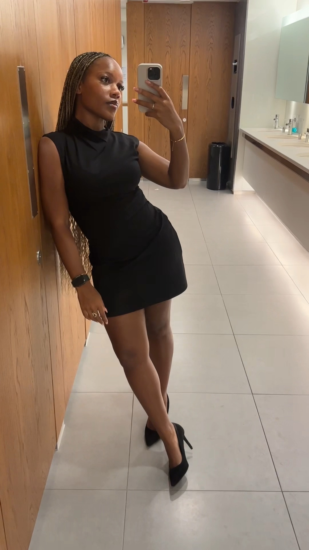 I’m 5’2 / UK Size 10 and I wear a size S. #ltkcorporate