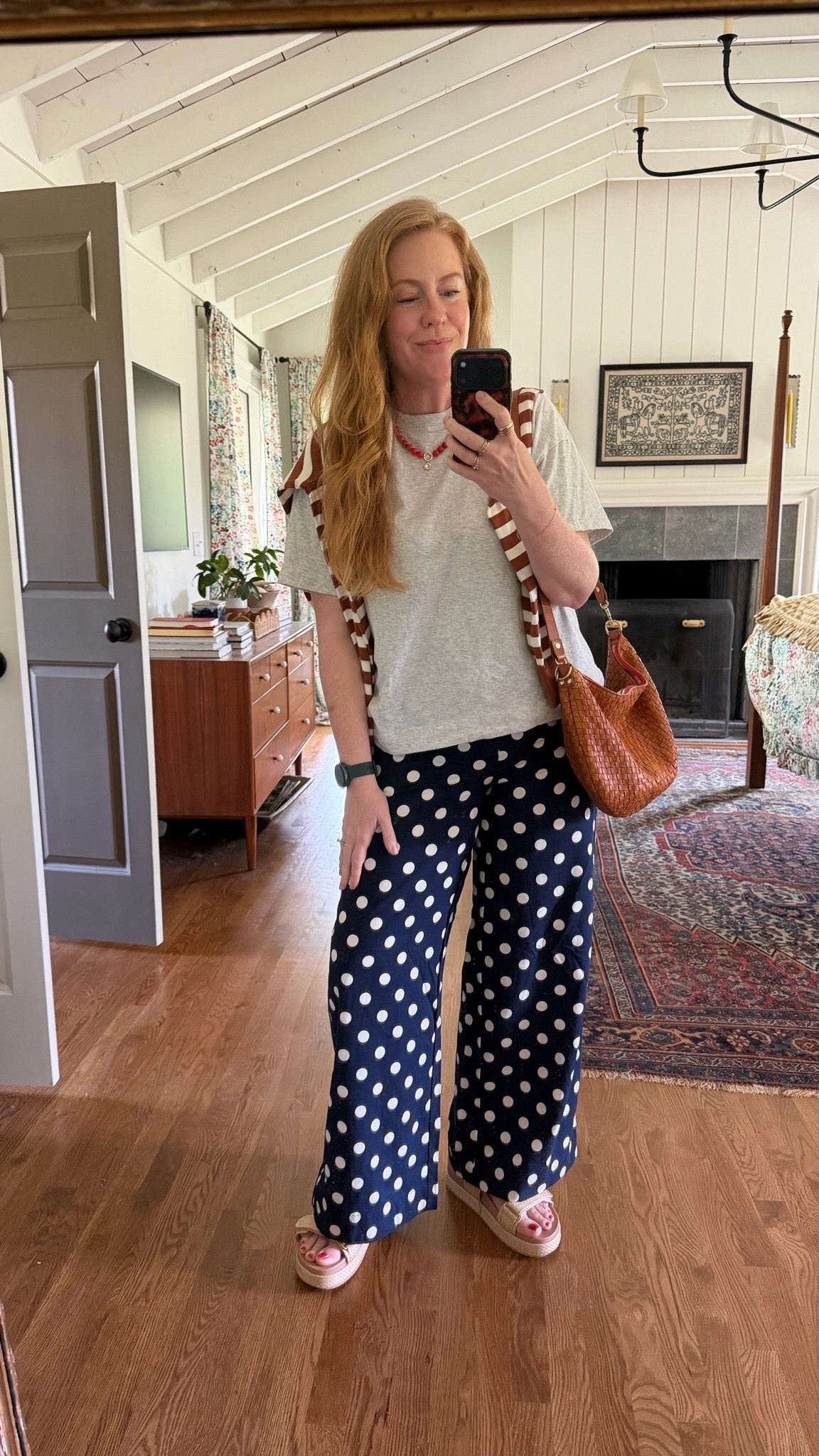 lunch with a friend! medium in top and sweater. pants are size 8 tts size up if you want a looser fit!

#LTKdayinmylife #LTKgrwm #LTKootd