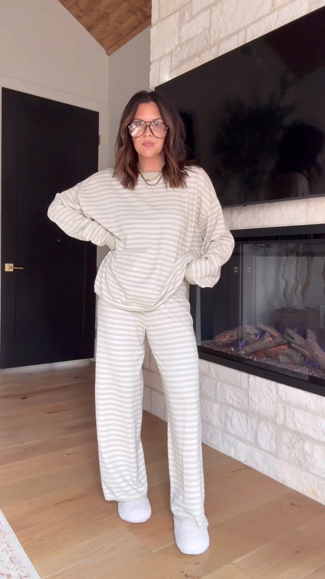 New Aerie finds & I have a code!
20% off + my code stacks on any sale items too!!!  (Code: STEPH20)

Tops: XL
Bottoms: large


#LTKootd #LTKMidsize #LTKSaleAlert