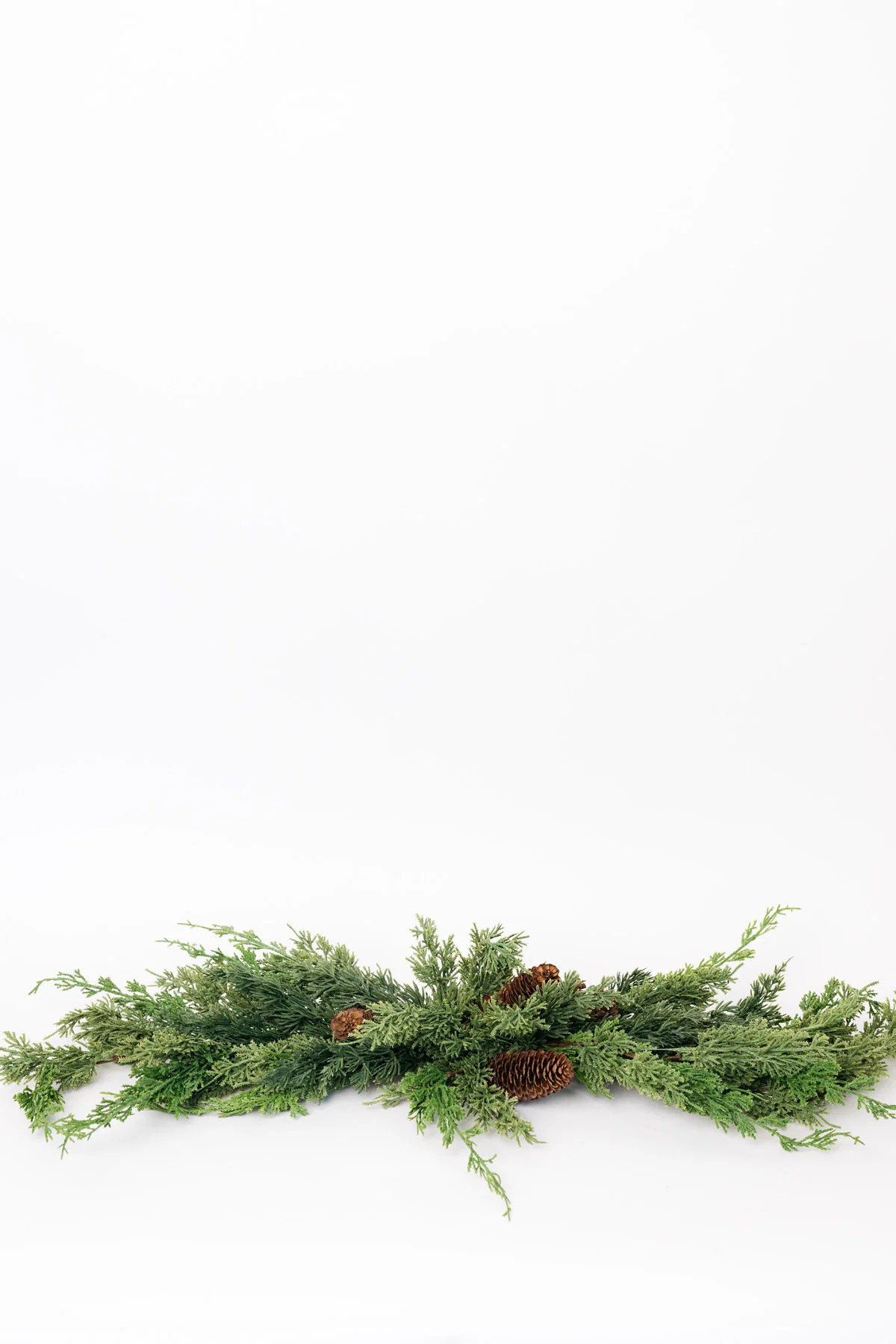 Haven Cedar + Pinecone Swag - 42" | THELIFESTYLEDCO