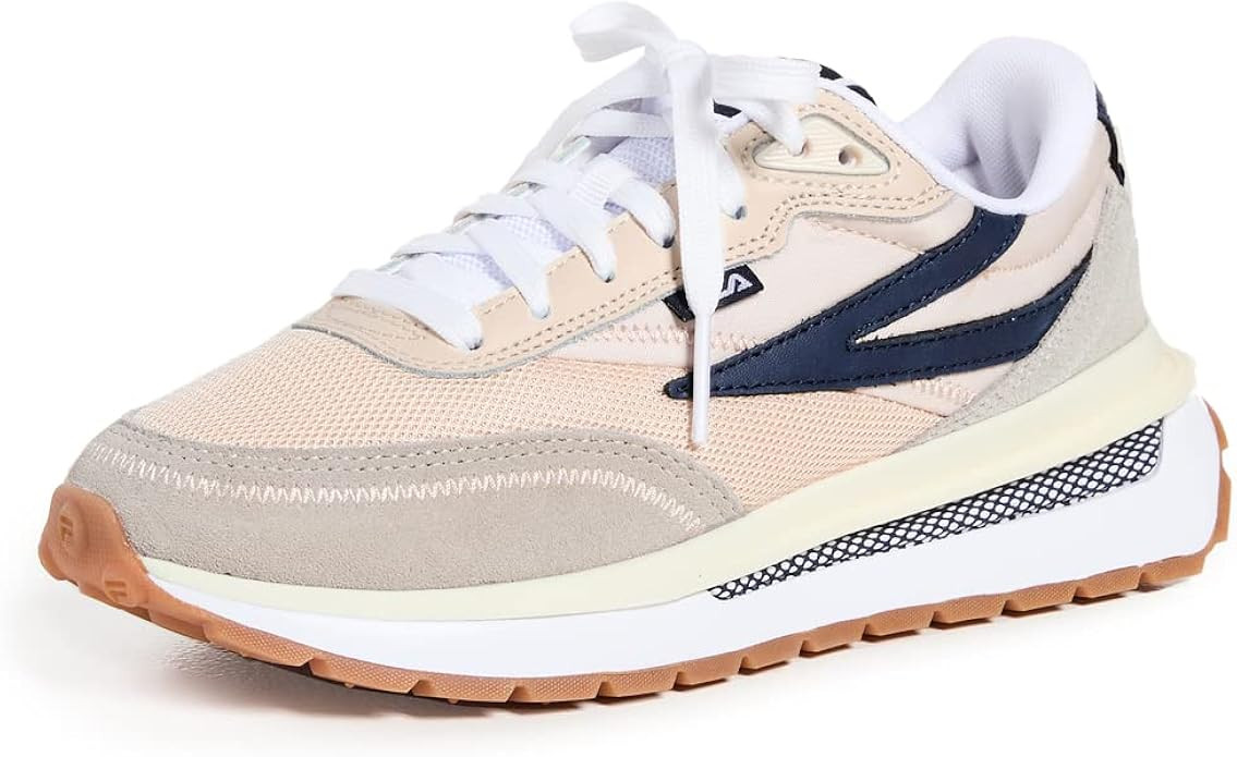 Fila Women's Renno Sneakers | Amazon (US)