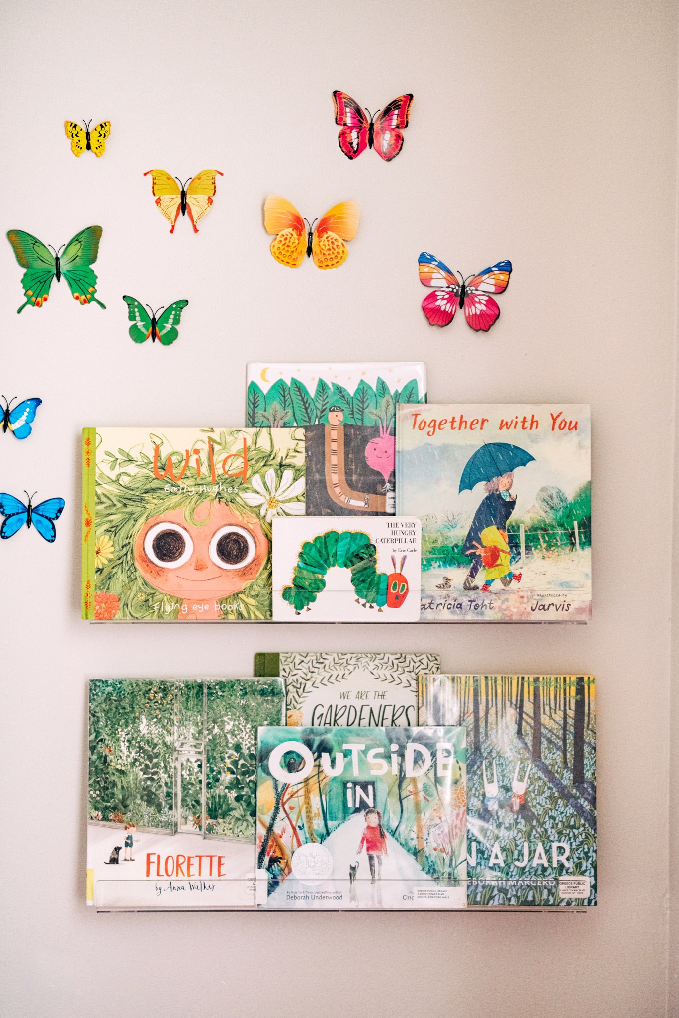 Spring bookshelves // children’s books // shelfie // butterflies

#LTKkids #LTKSeasonal #LTKGiftGuide