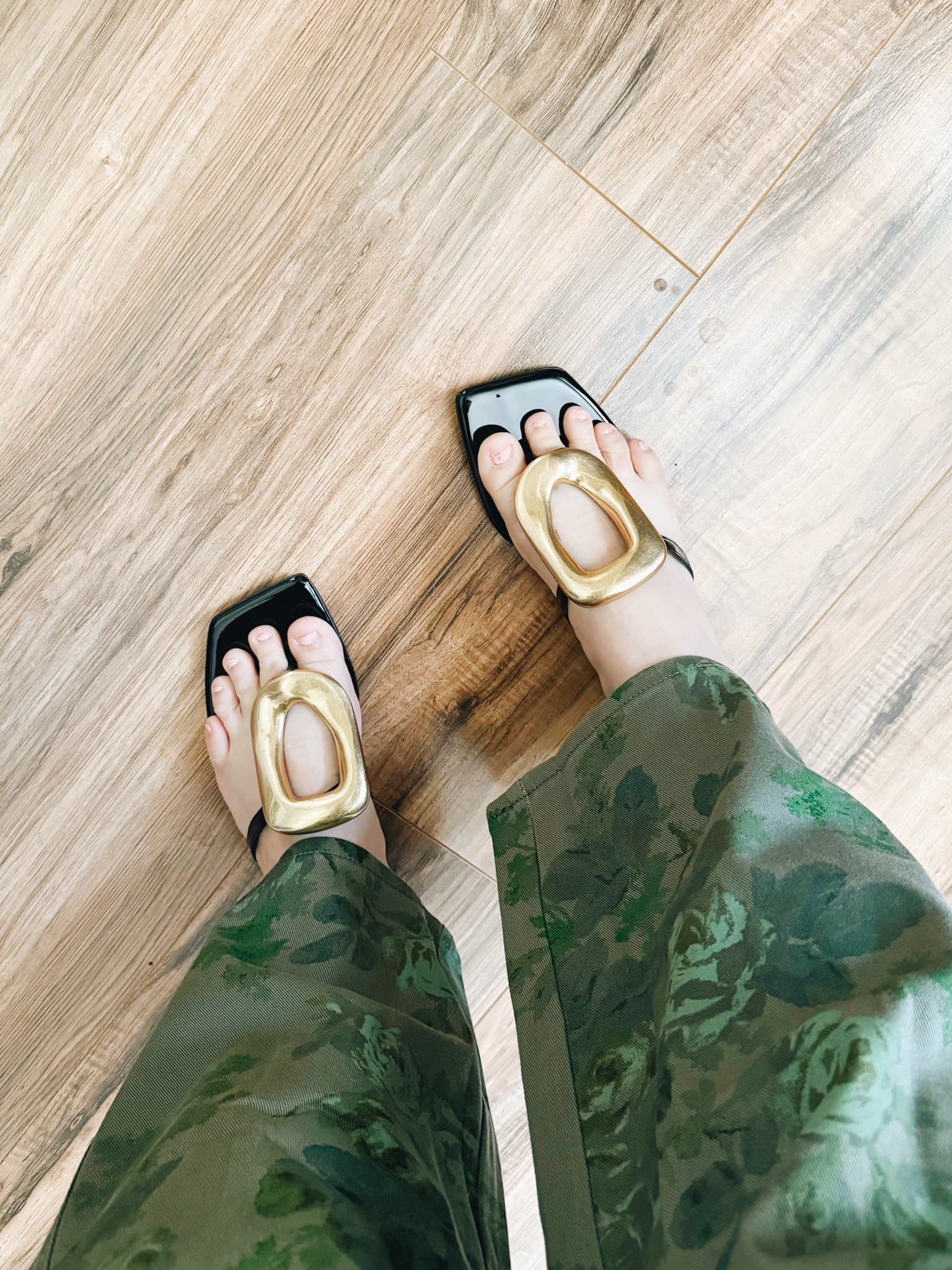 Floral jeans!

#LTKFindsUnder100 #LTKSaleAlert #LTKStyleTip