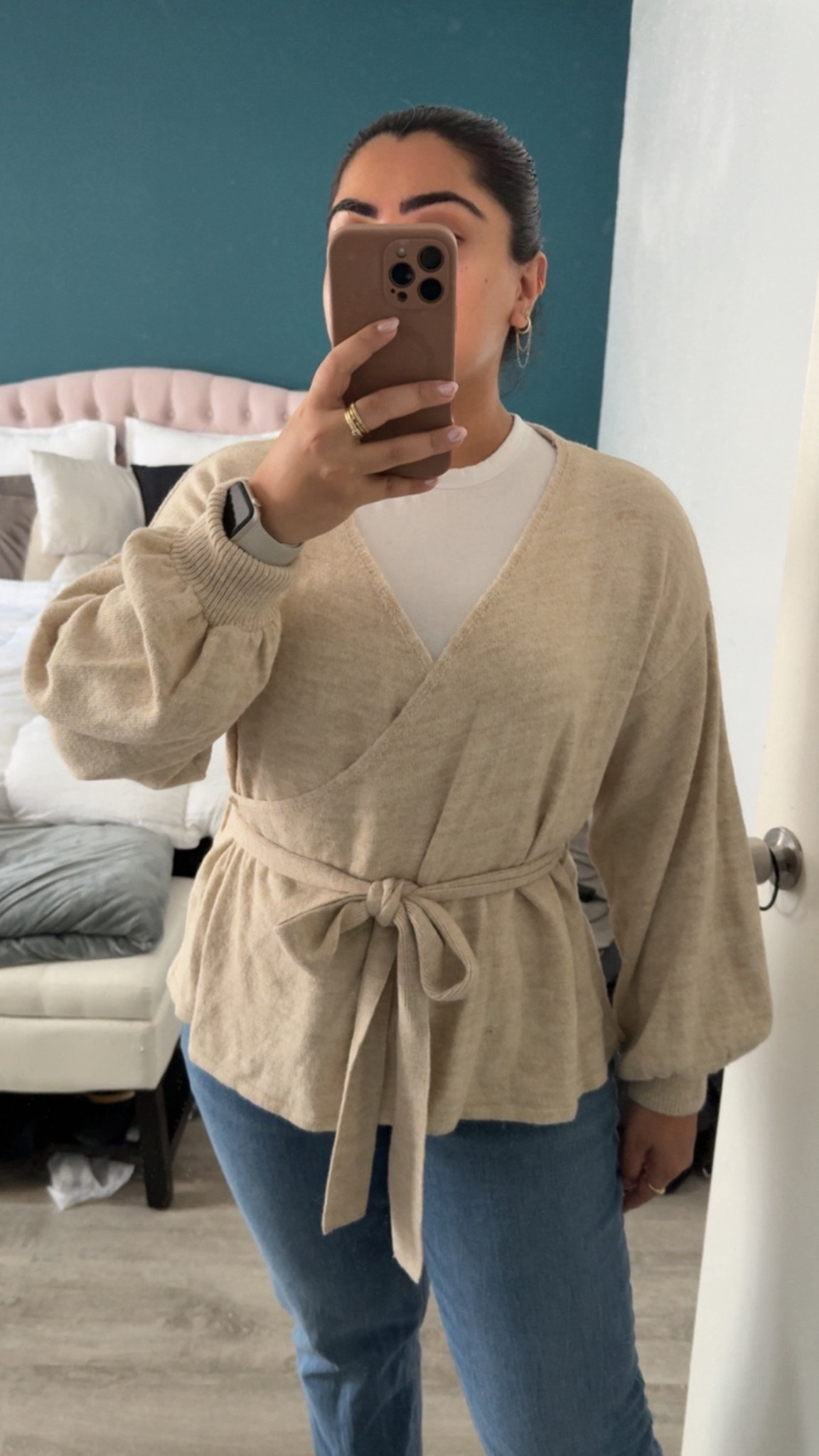 Wrap sweaters are the easiest way to elevate a basic outfit 

#LTKootd #LTKMidsize #LTKHoliday