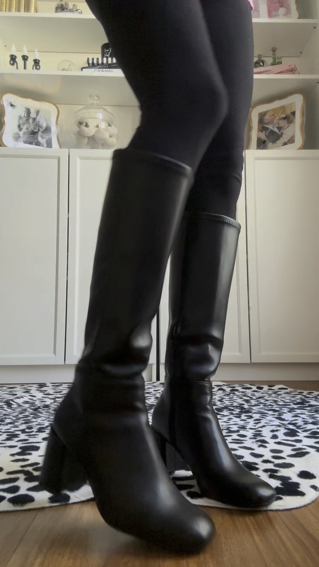 I’ve partnered with @Walmart @Walmartfashion to share some of my favorite fall staples with you. These boots look so expensive and are under $40! True to size for me! Would also make a great holiday gift for the fashionista in your life #walmartfashion #walmartpartner

#LTKShoeCrush #LTKSeasonal #LTKFindsUnder50