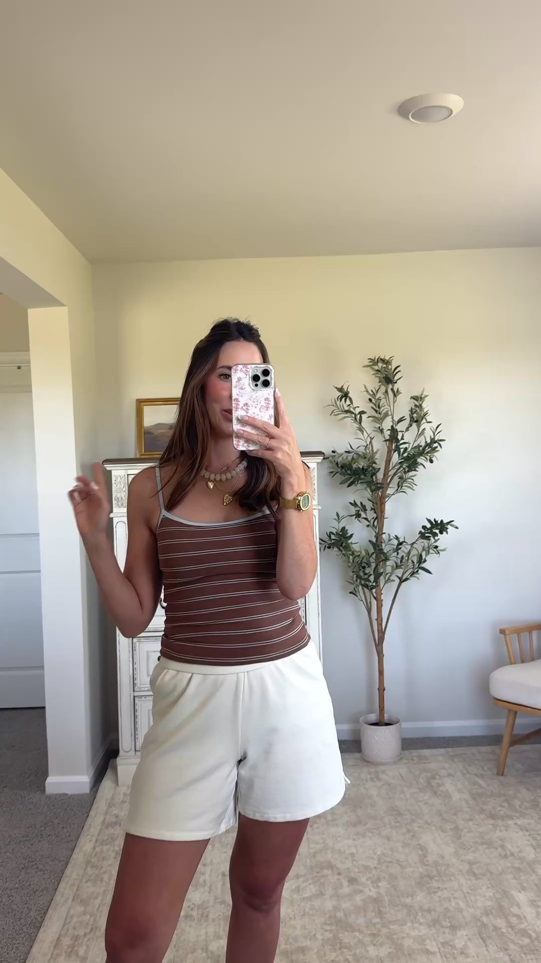 the best bra free cami!! gimme all the colors (tts m) @abercrombie

#LTKxAbercrombie #LTKSaleAlert #LTKActive