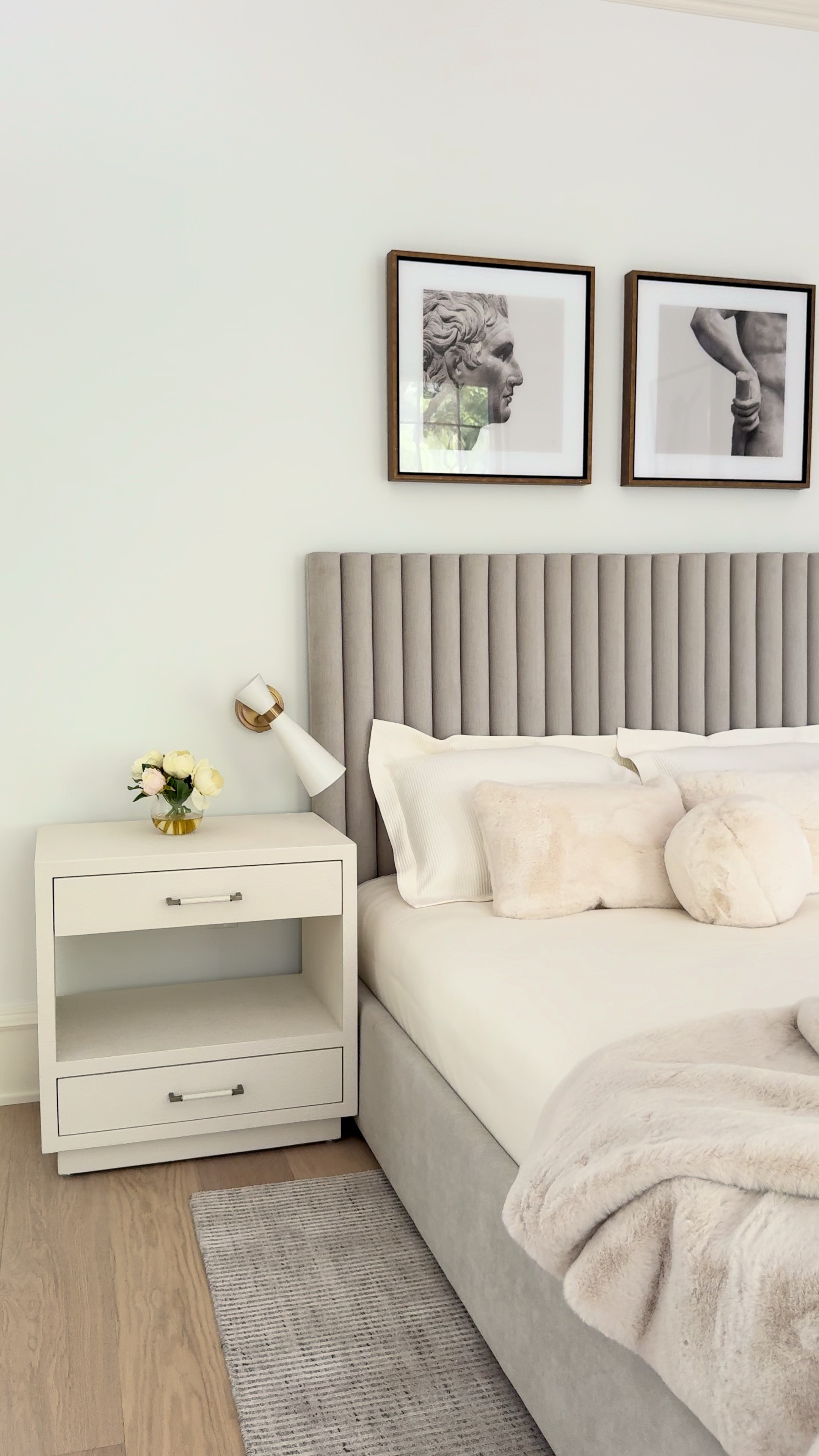 Shop the Look: Boxwood Bedroom Design

upholstered bed, nightstand, faux flowers, greek art, picture frame, wall sconce

 

 #LTKHome