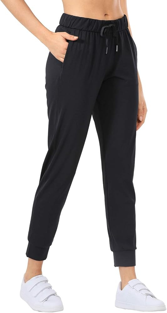 CRZ YOGA Women's Stretch Drawstring Jogger Fitted Cuffed Sweatpants with Pockets Casual Travel Lo... | Amazon (US)