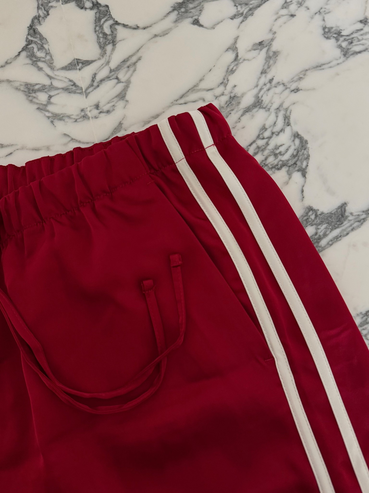 Silky stripe pants ❣️ 

Silk Pants | Satin Pants | Striped Pants | Burgundy Pants | Red Pants | Track Pants | Donni Dupe | Donni Pants |

#LTKPetite #LTKFindsUnder100 #LTKStyleTip