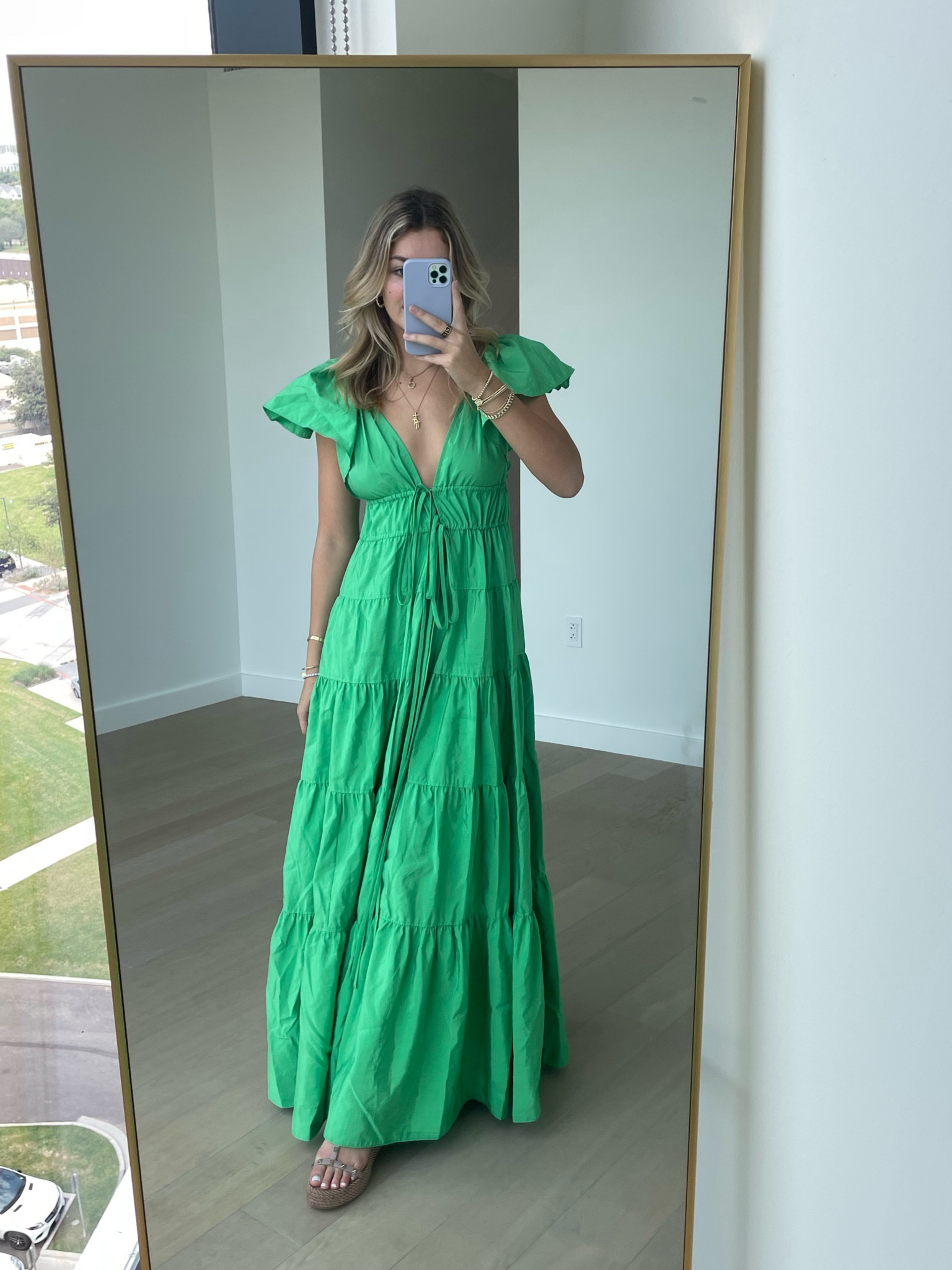 The maxi dress of my dreams 😍 Loving this for daytime or a nighttime event!!

#LTKwedding #LTKSeasonal