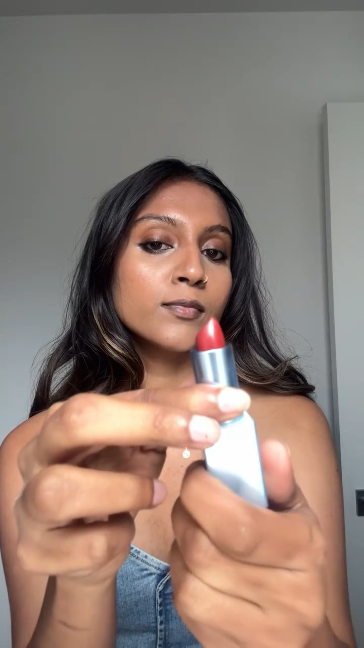 Did you see how it instantly brightened my face? Crazy!

Comment shop if you want the link💕
( or you can find them on my LTK)

Lipstick is from @kosas 
Lip gloss is from @merit 

Really into Kosas lipsticks lately, super pigmented but feels so lightweight! Definitely try them from nearby @sephoracanada 

Y’all know how I’m obsessed with Merit’s glow serum 😭 It’s too good!! Merit, feel free to slide into my DM anytime lol✨

( brown girl friendly lipsticks, red lipstick, red lipstick combo, clean beauty, clean lipsticks, beauty content creator canada, south Asian creator, Tamil) #justlinthings