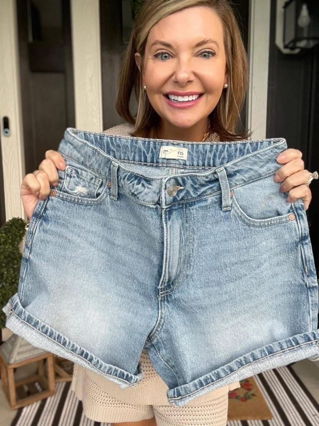 Good Morning! Rounding up the last 2 WEEKS top sellers on my page (Since I was in Montana and didn’t post these) 

These denim shorts took the cake🙌 love them! True to size and has a little stretch!

#LTKootd #LTKgrwm #LTKdayinmylife