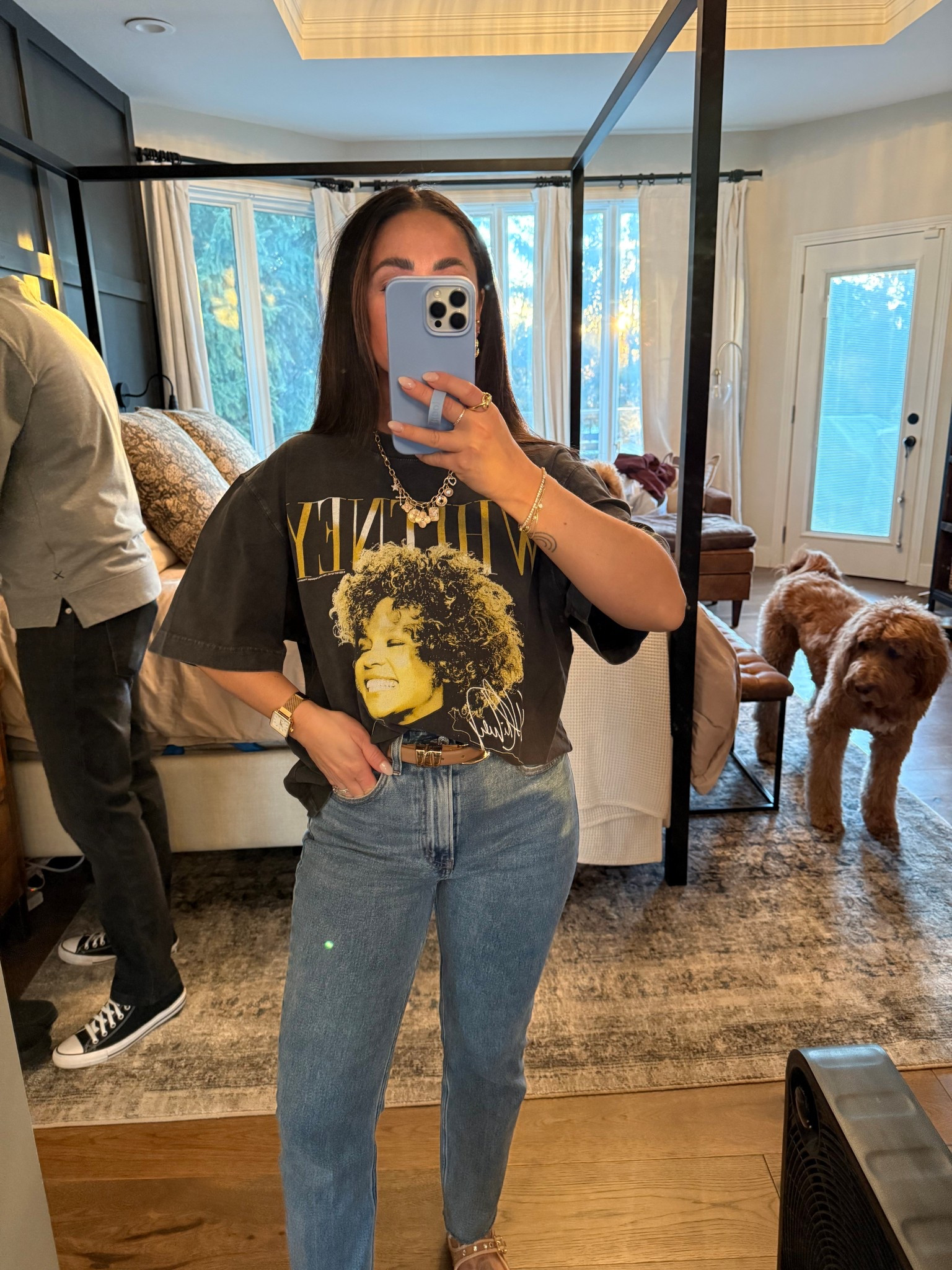 Abercrombie graphic
Abercrombie jeans


#LTKSpringSale #LTKStyleTip #LTKFindsUnder100