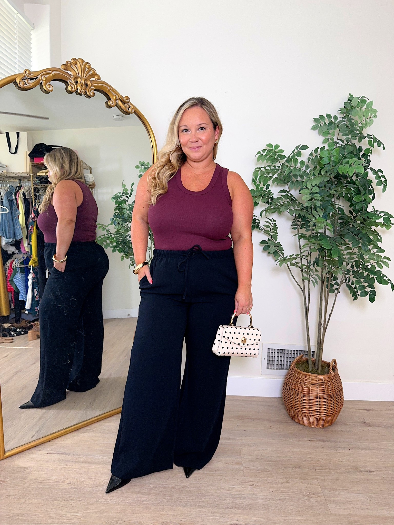Aritzia Fall Haul!! Pants are a LARGE PETITE and top is a LARGE

Fall fashion, finds under 100, casual outfit, travel outfit, midsize fashion, petite fashion, Shelli Enright

#LTKootd #LTKPetite #LTKMidsize