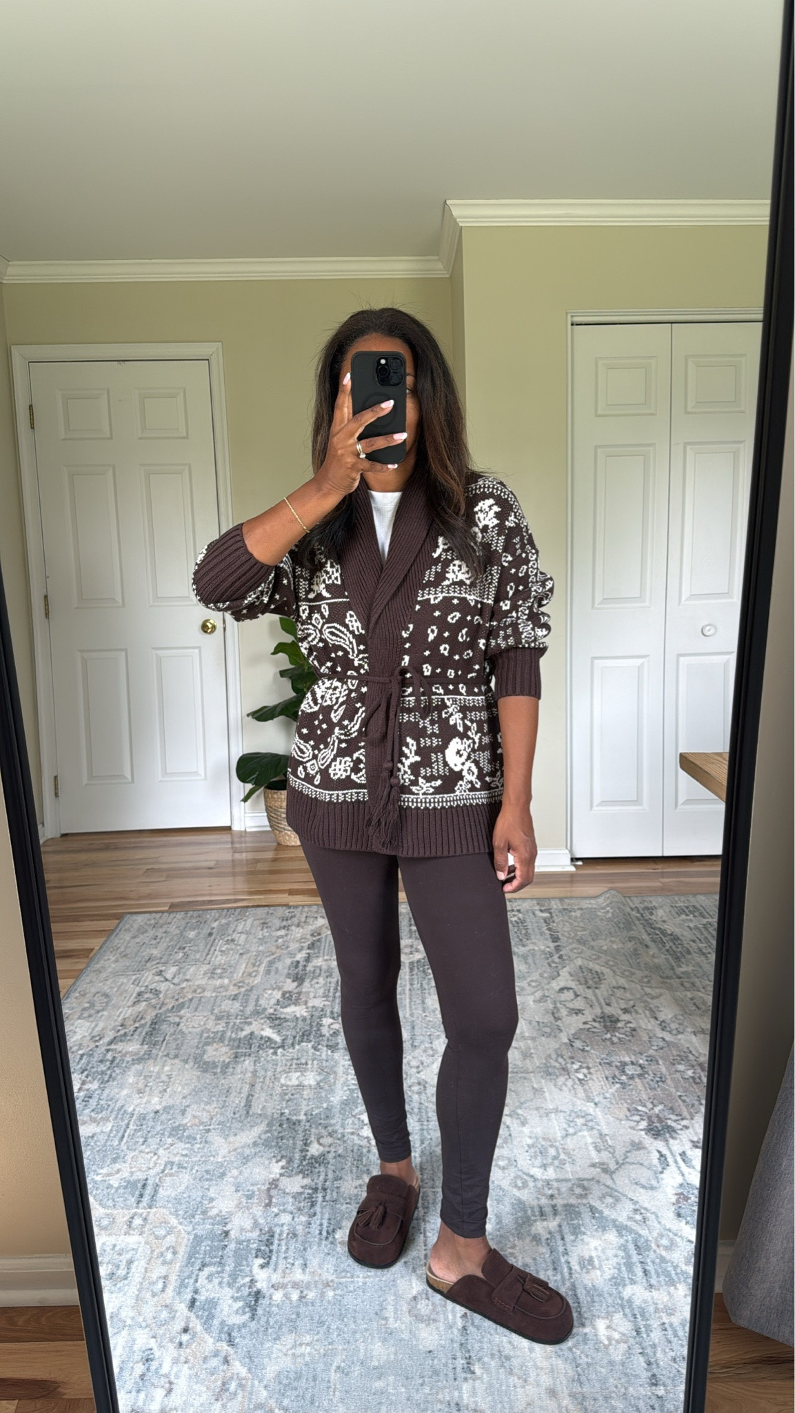 Size small in cardigan and leggings

For cardigan, take extra 15% off using code “DENIMAF”

#LTKgrwm #LTKOver40 #LTKootd