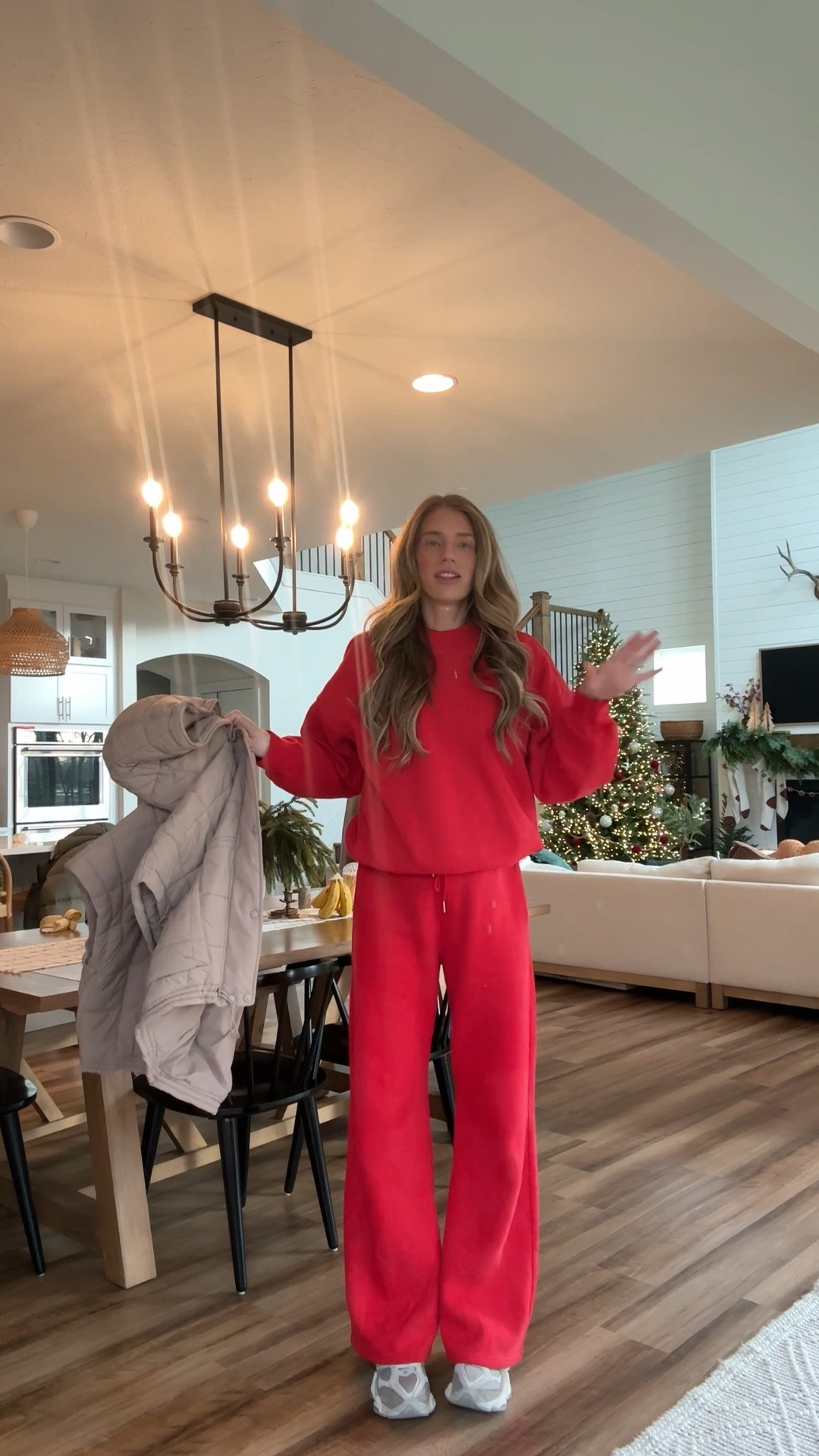 One of my favorite lounge sets! Tall girl friendly and bump friendly! 
Everything runs tts but wearing medium tall in pants and large in sweatshirt for bump! 
Size small in vest. Runs oversized 


Lounge set, abercrombie, tall sizes, long inseam, Fp movement, free people

#LTKootd #LTKTall #LTKBump