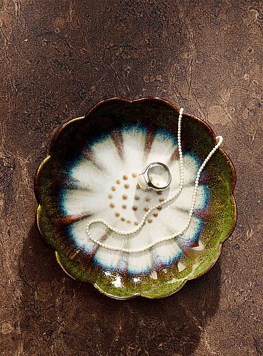 Embossed flower tray | Simons