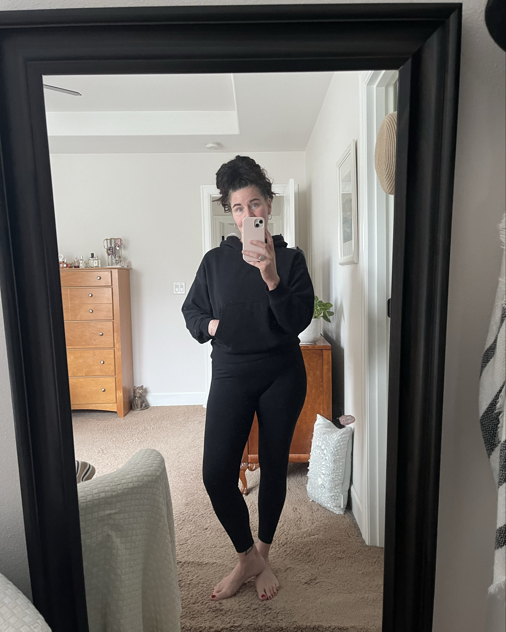 @Fabletics bundle for the win! Fabletics babes, did you know you can use your monthly credit for a bundle? I got both of these gems - hoodie and leggings - and I have been literally living in them. ￼

#LTKootd #LTKdayinmylife #LTKfitnessgoals