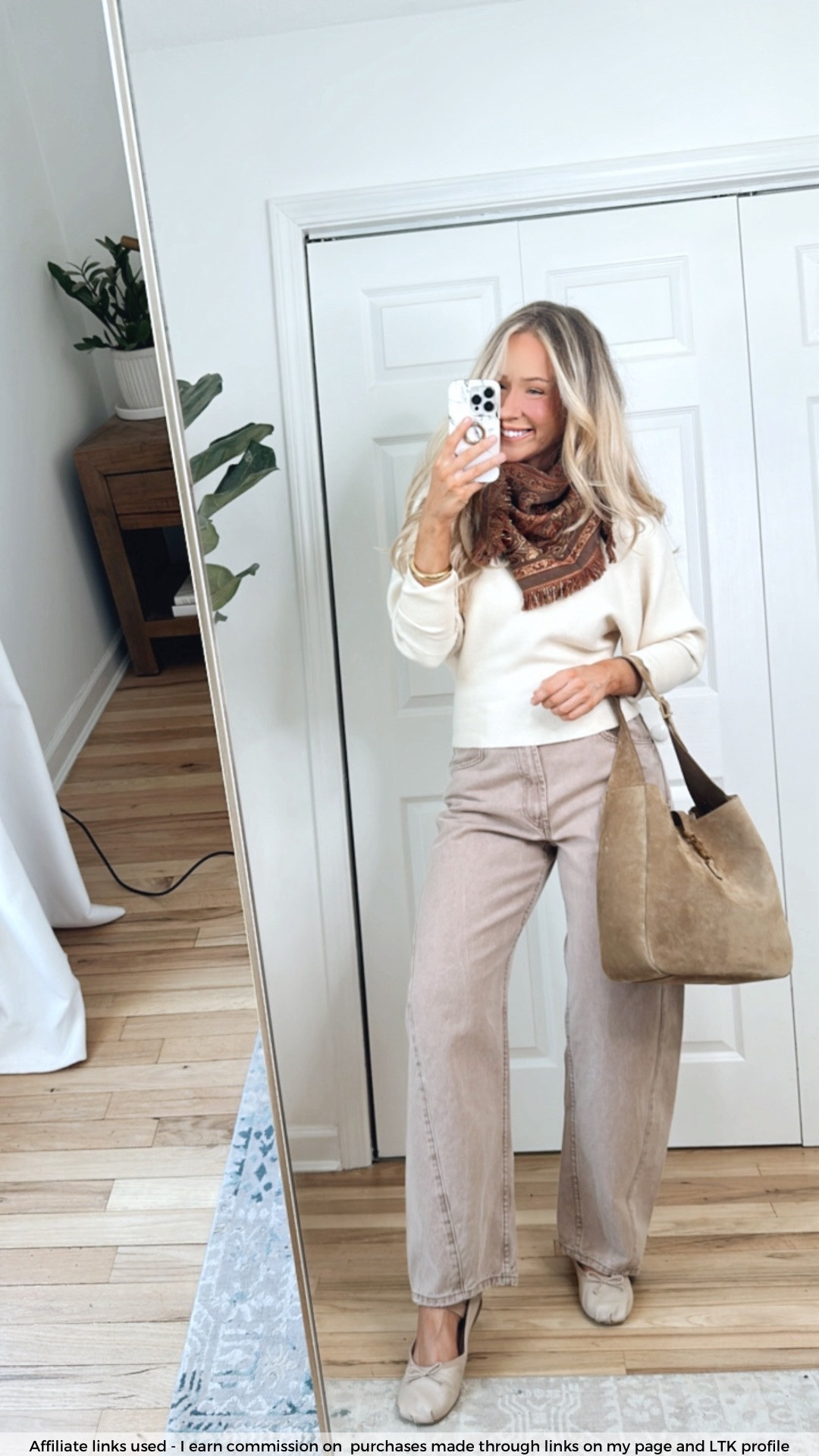 Spring fashion

Pink jeans barrel
