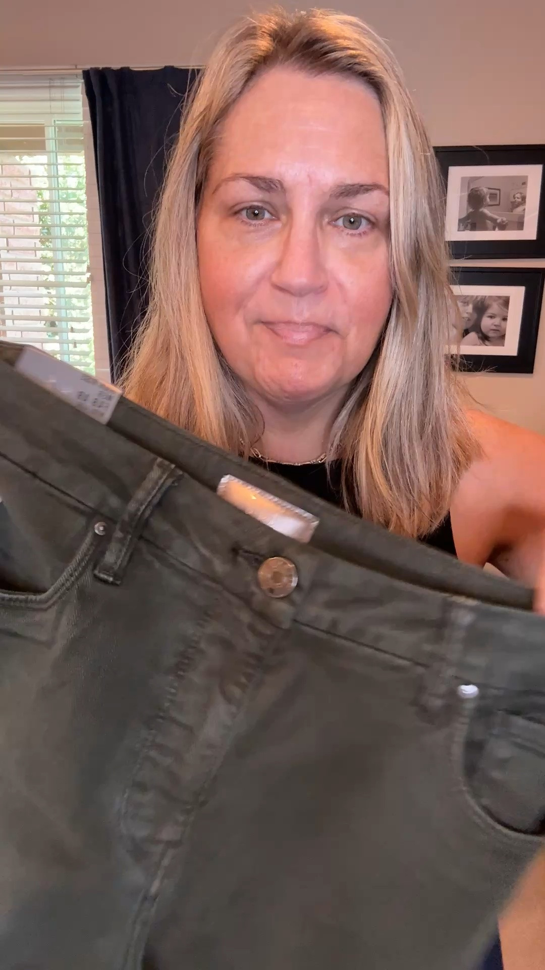 I can’t tell you how excited I am about these jeans. They are the prettiest color for fall & feel like butter on your skin!

#LTKdayinmylife #LTKOver40 #LTKSaleAlert
