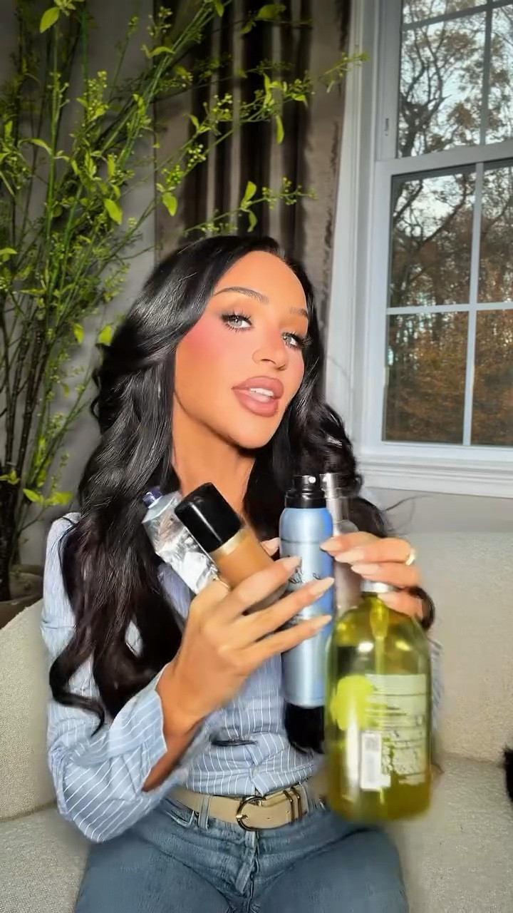 Product empties I’m always going to refill!! Cannot get enough of these! ✨
@loccitane almond shower oil, shea butter hand cream & supple skin oil #loccitanepartner
@toofaced born this way foundation
@lumify.eyes eye drops
@bumbleandbumble texture spray
@dalba_global  first spray serum