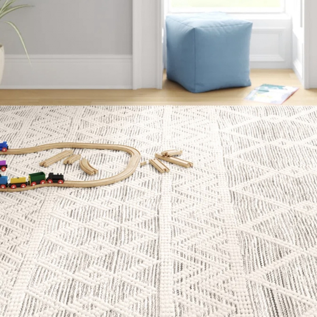 Latrissa Moroccan Handmade
Flatweave Wool
Charcoal/Cream Area Rug 

#home #rug #interiordecor #decor #floorrug 

#LTKGiftGuide #LTKhome