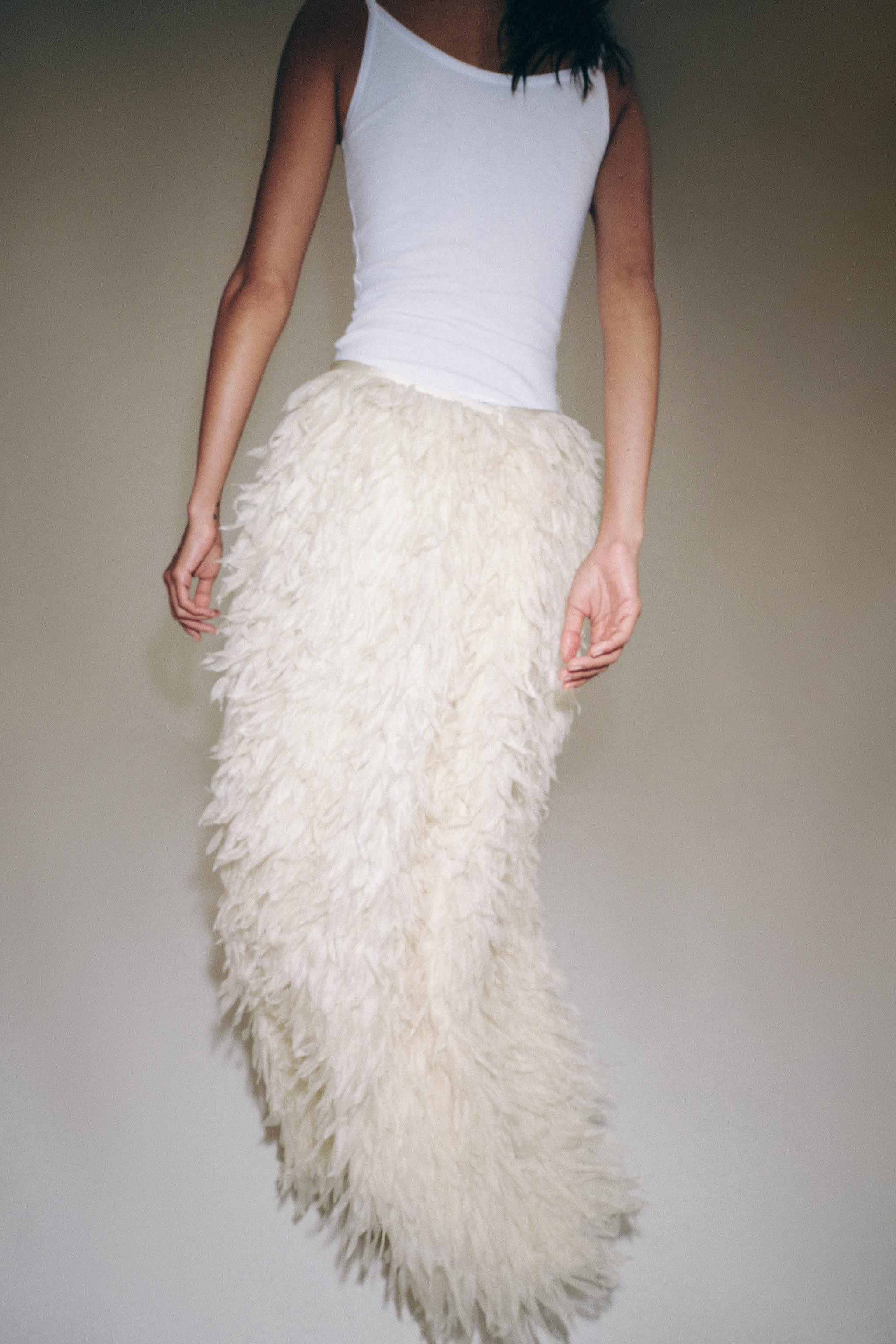 ZW COLLECTION LIMITED EDITION FEATHER SKIRT | Zara AU