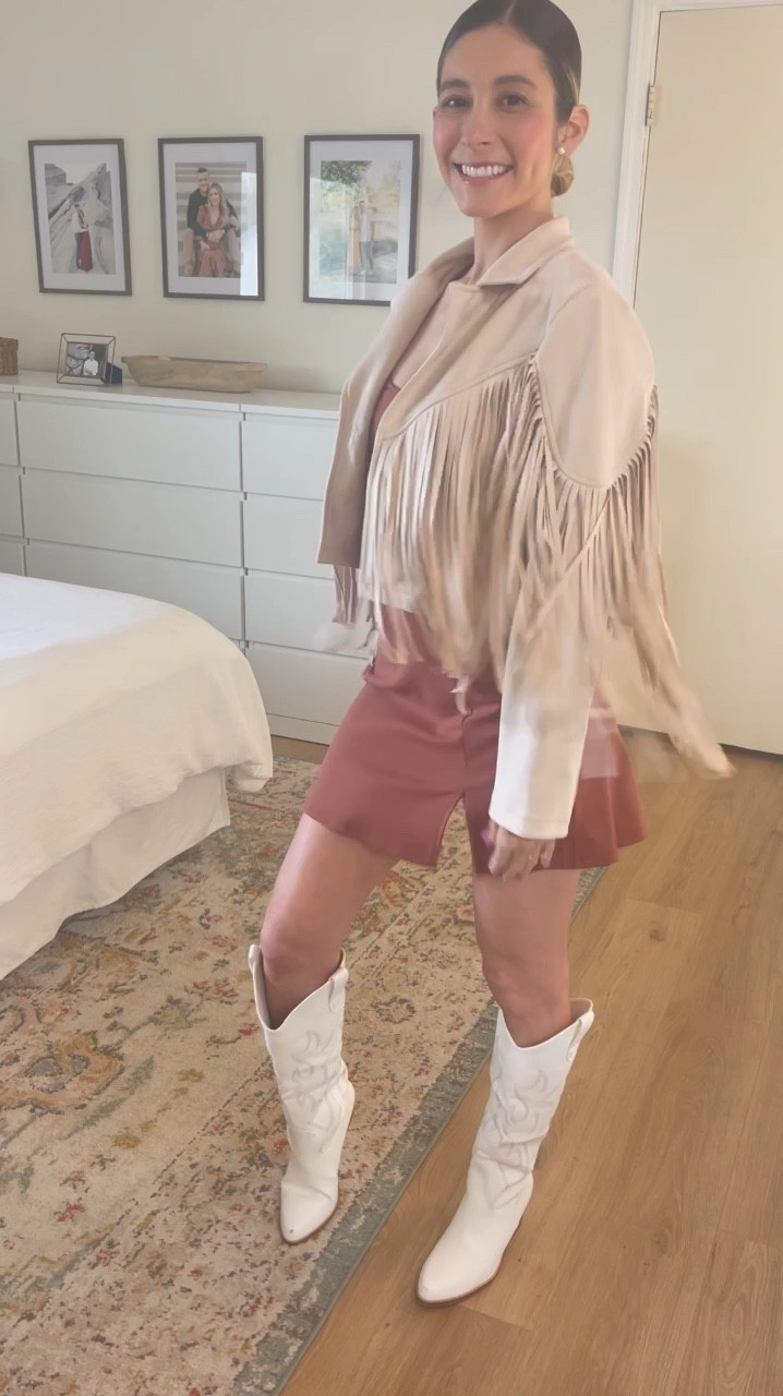 Saddle up for style! From cowboy boots to fringe jackets, this Amazon haul has your country concert look on point! Yeehaw, let's rock that Stagecoach vibe!

#LTKstyletip #LTKFestival #LTKfindsunder50