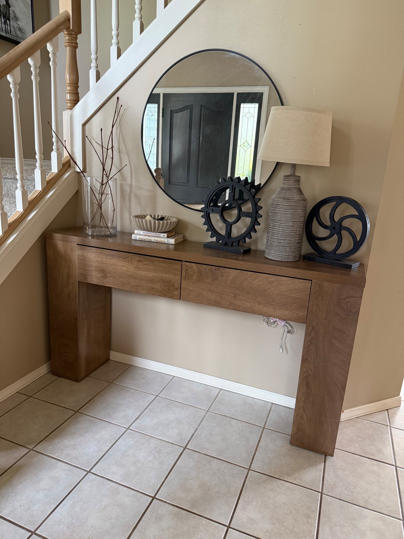 Entry way refresh,
Amazon home find, sofa table

#LTKHome #LTKU #LTKSeasonal