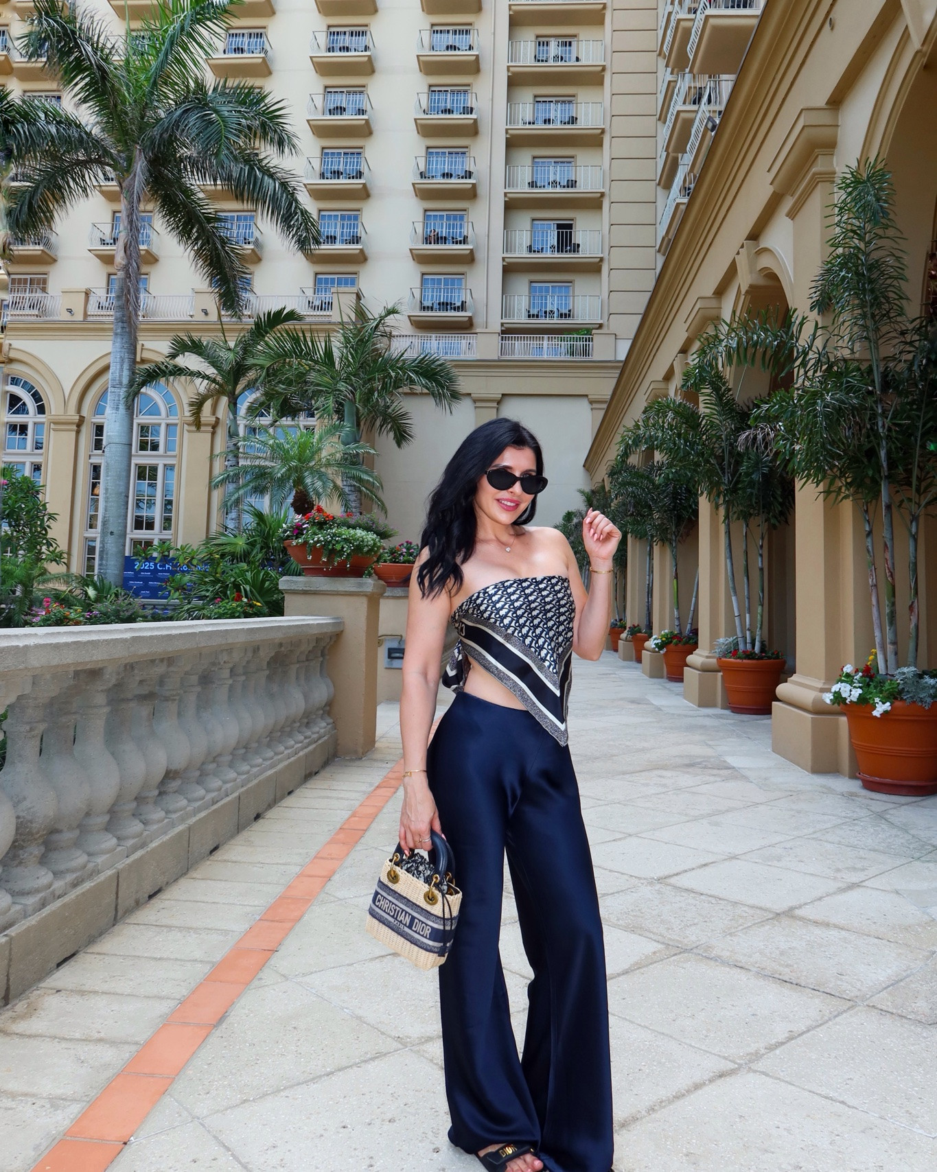 Dior head a hard as a top and waves silk pants

#LTKootd #LTKgrwm #LTKdayinmylife