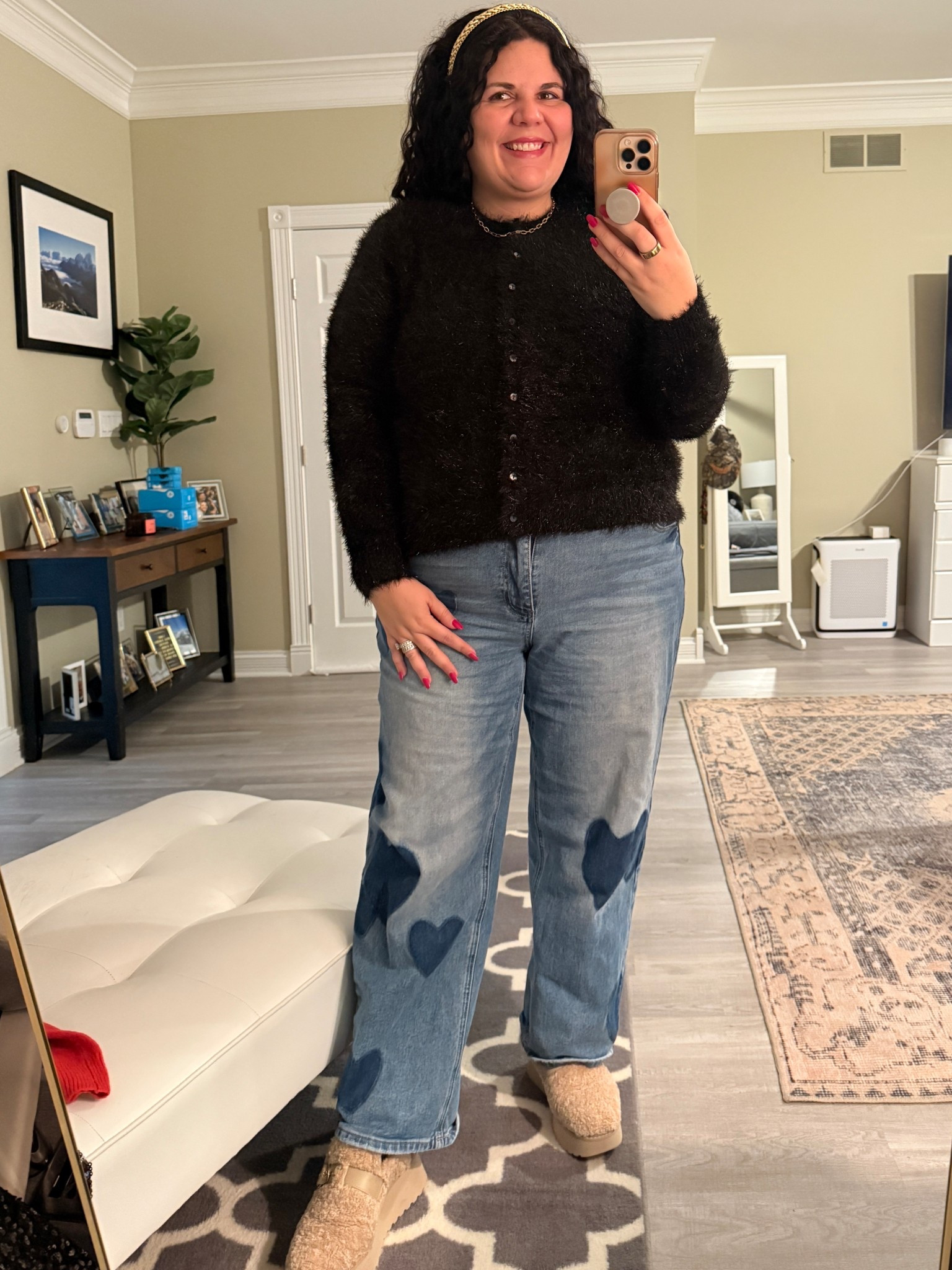 Absolutely in love with this new holiday sweater I just got today! You can dress it up or down and it’s totally festive! 

#LTKStyleTip #LTKHoliday #LTKCyberWeek